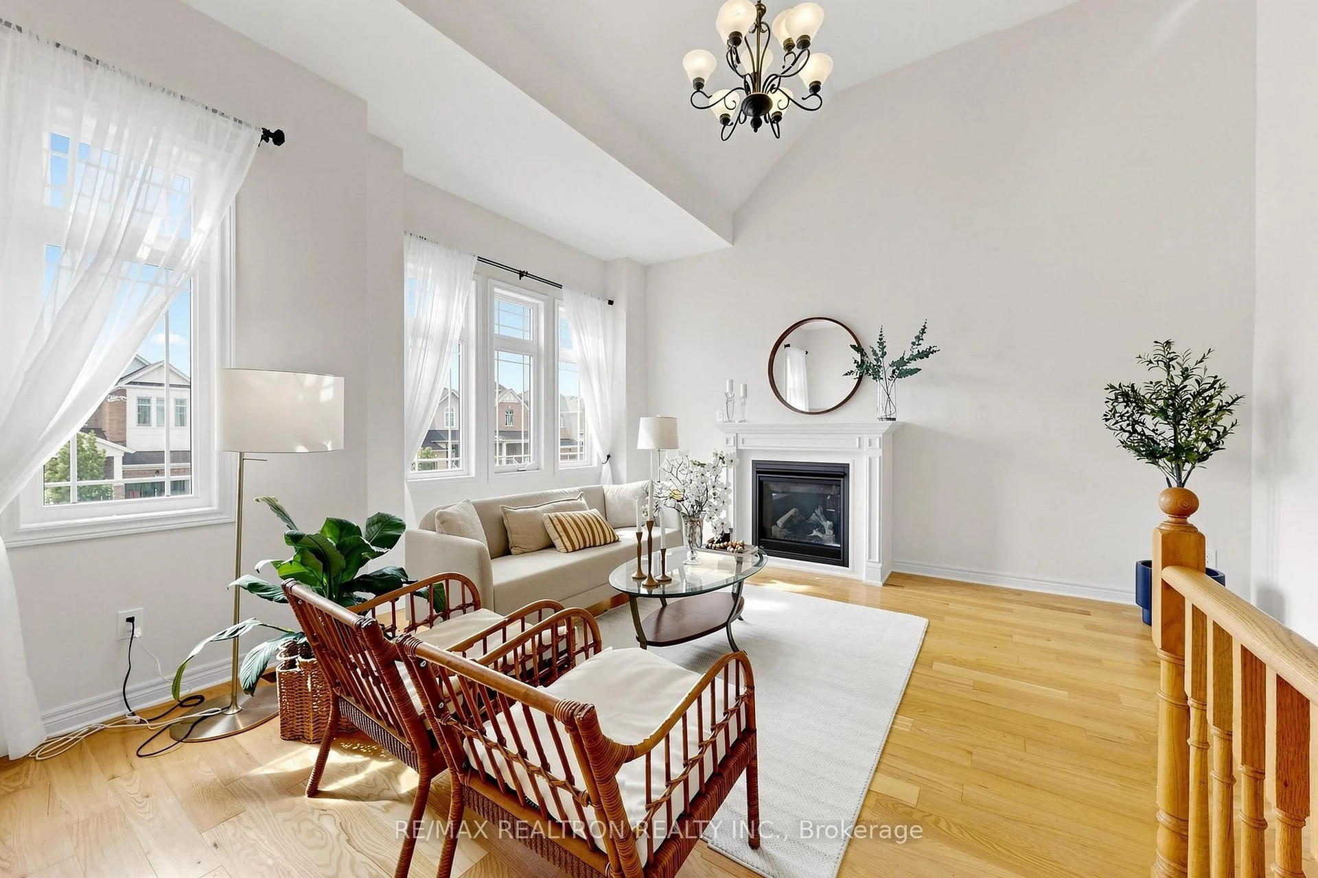 Photo 9 of 165 Sharpe Crescent, New Tecumseth, Tottenham — HOMEH