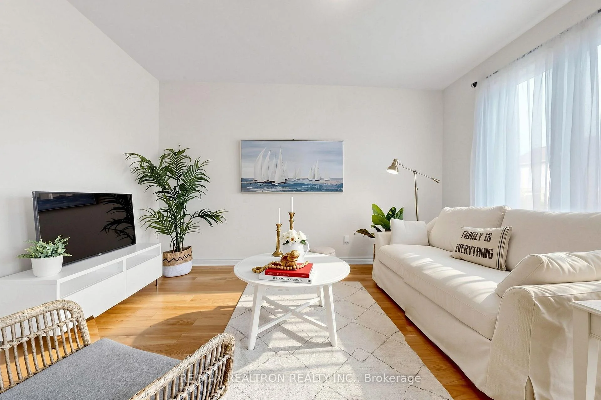 Photo 12 of 165 Sharpe Crescent, New Tecumseth, Tottenham — HOMEH