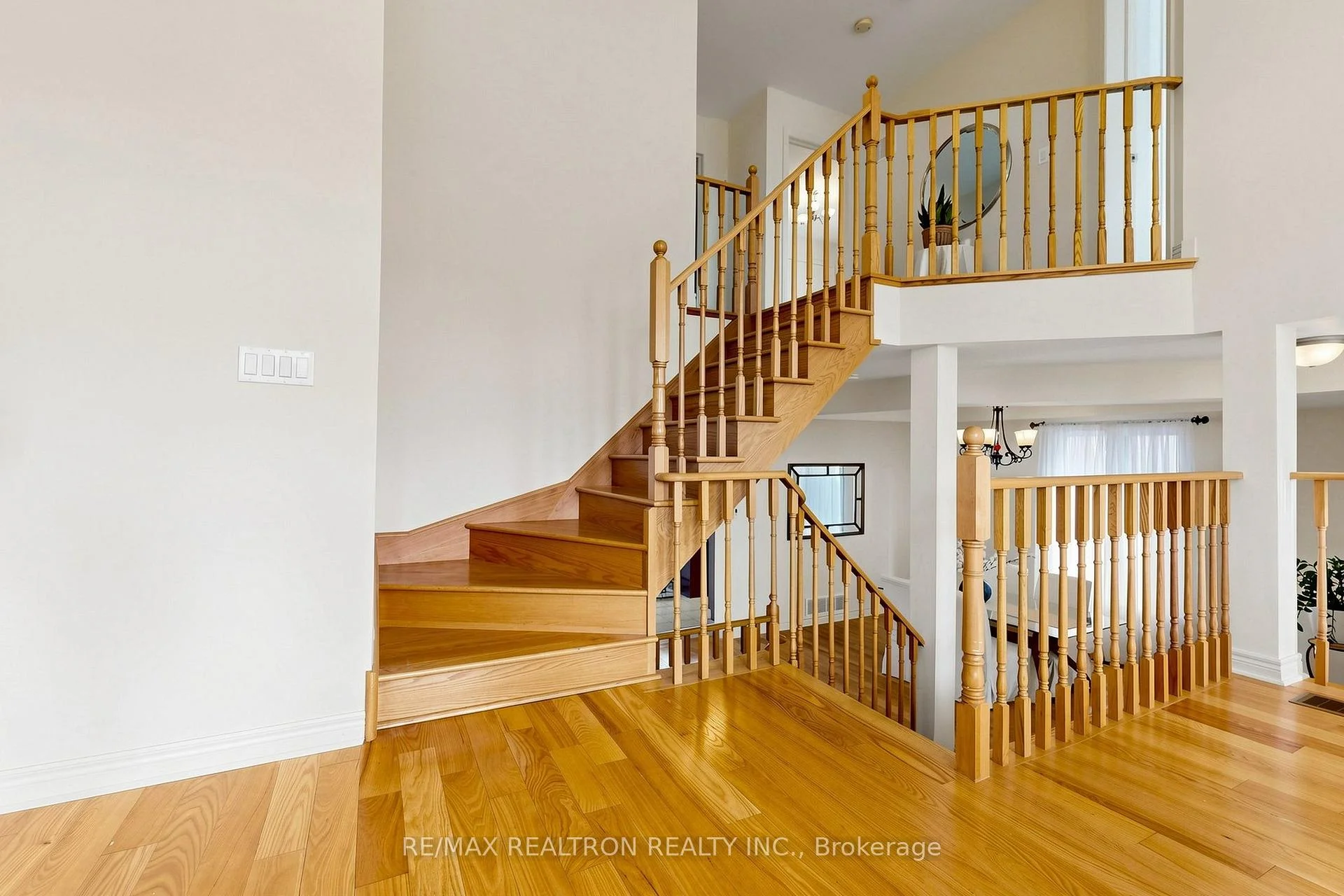 Photo 53 of 165 Sharpe Crescent, New Tecumseth, Tottenham — HOMEH