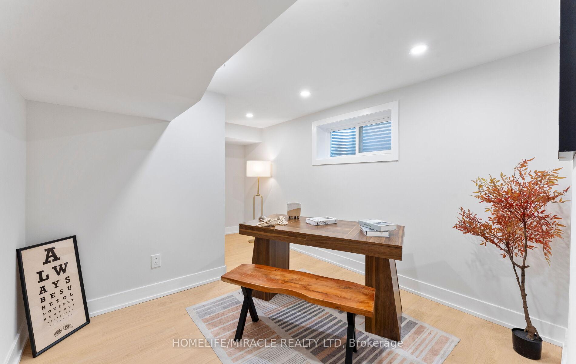 Photo 33 of 22 Arnprior Road, Scarborough, Bendale — HOMEH