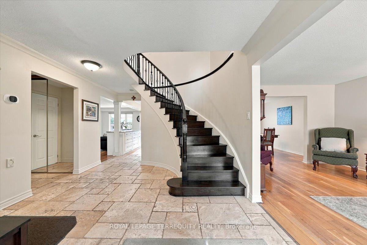 Photo 4 of 118 Leander Street, Brampton, Westgate — HOMEH