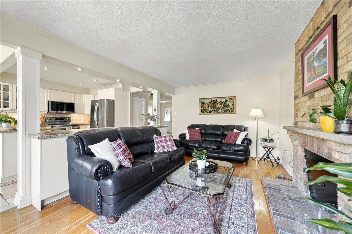 Photo 10 of 118 Leander Street, Brampton, Westgate — HOMEH
