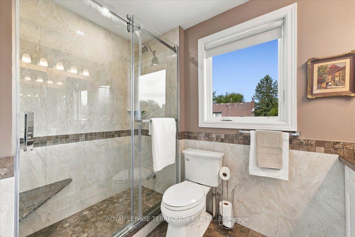 Photo 23 of 118 Leander Street, Brampton, Westgate — HOMEH