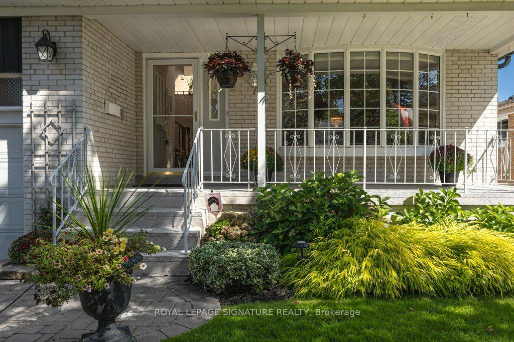 Photo 4 of 7 Paulander Avenue, Scarborough, Centennial Scarborough — HOMEH