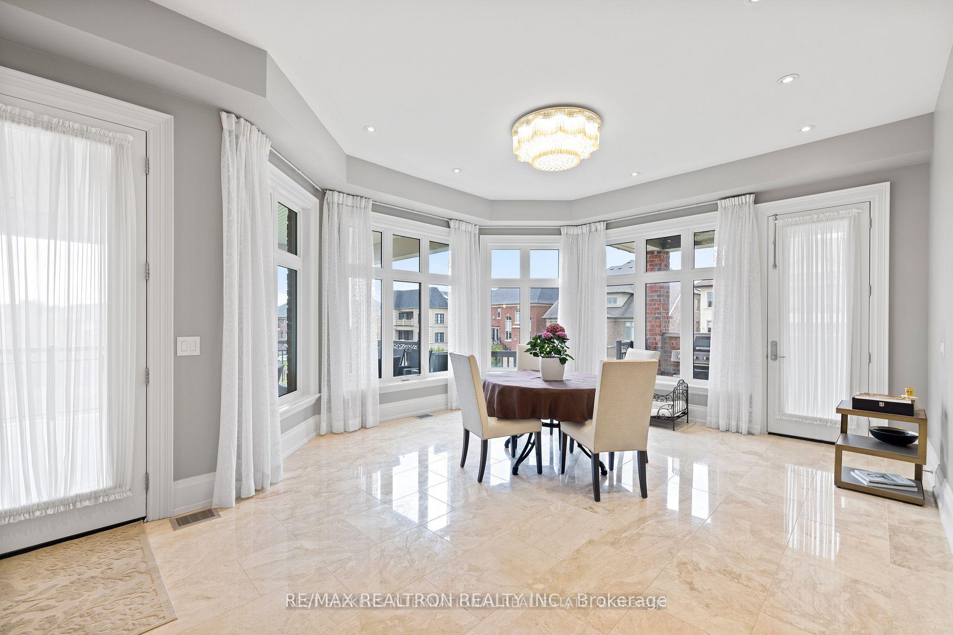 Photo 9 of 58 Langdon Drive, King, King City — HOMEH