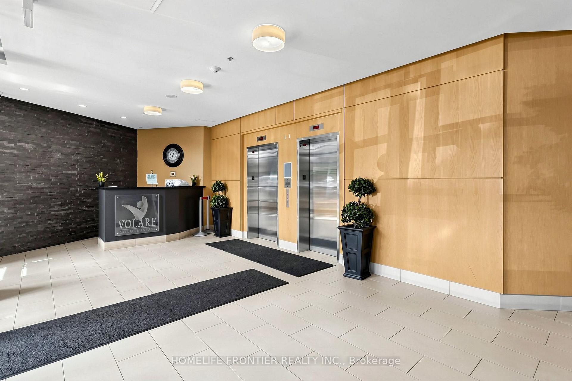 Photo 4 of Unit 602, 7730 Kipling Avenue, Vaughan, West Woodbridge — HOMEH