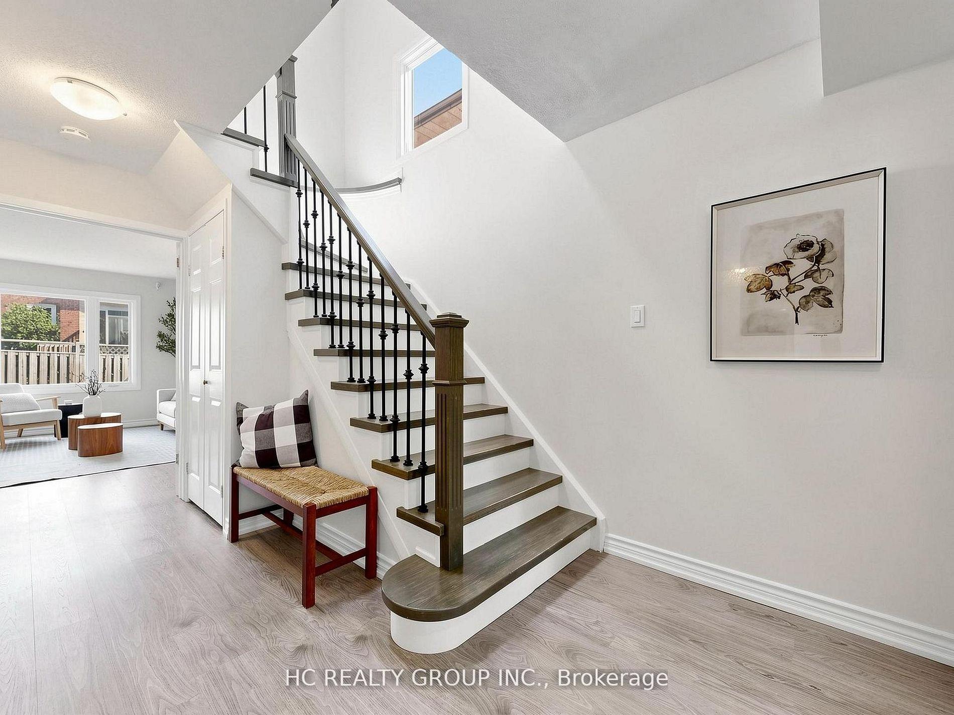 Photo 3 of 87 Belvedere Crescent, Richmond Hill, Crosby — HOMEH