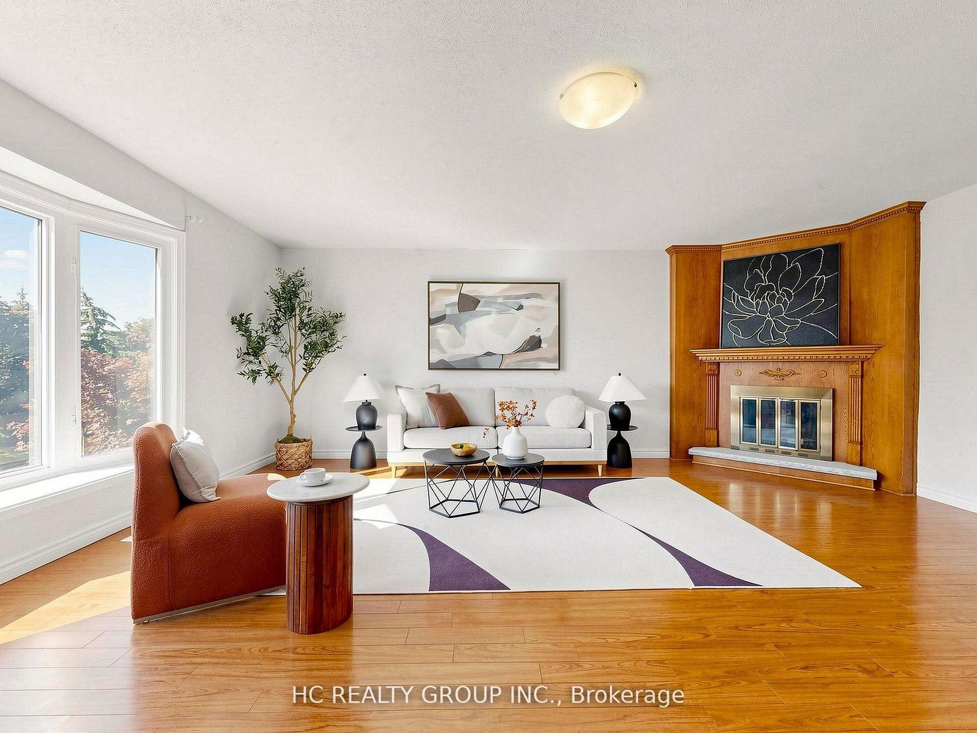 Photo 4 of 87 Belvedere Crescent, Richmond Hill, Crosby — HOMEH