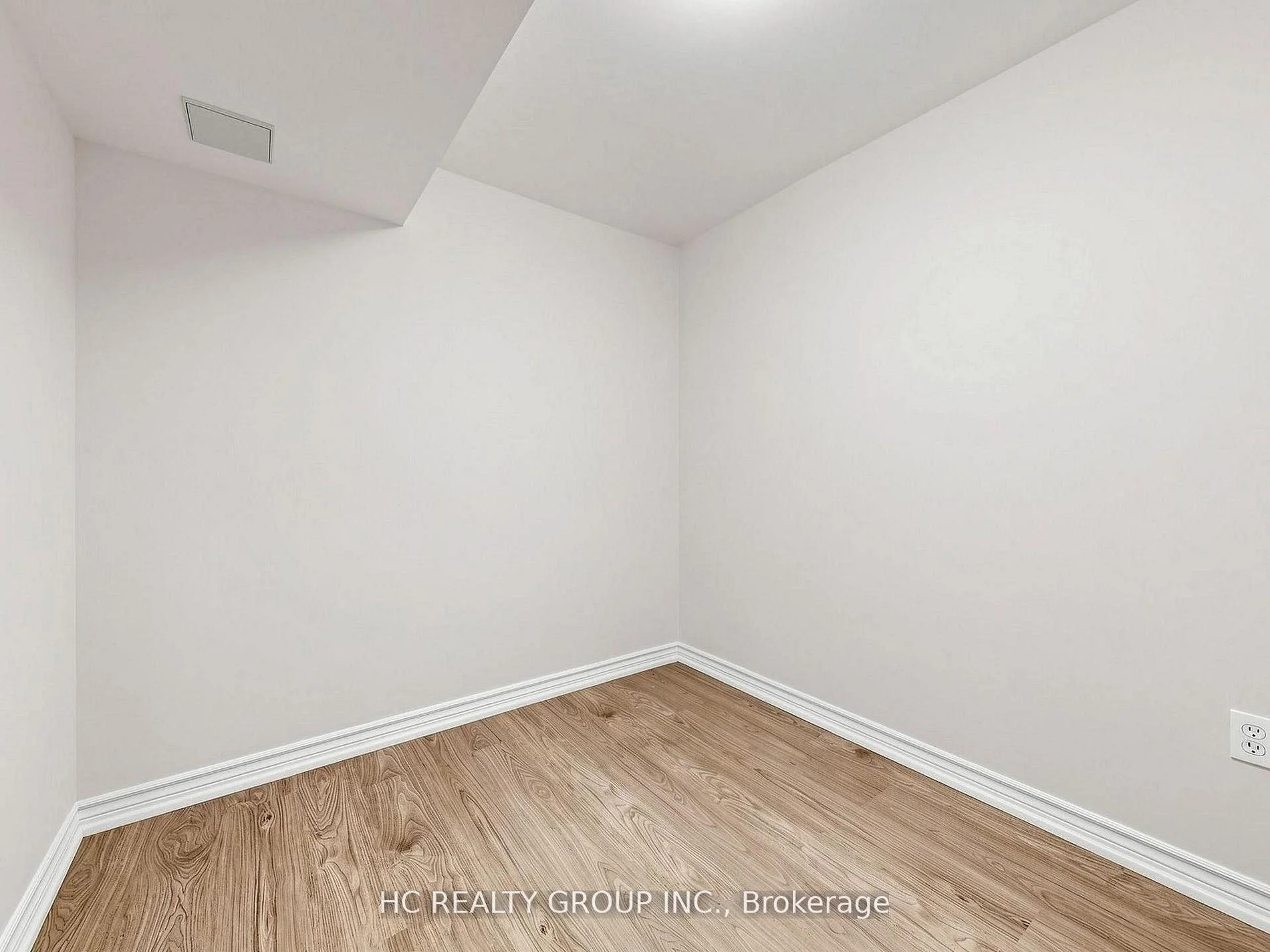 Photo 24 of 87 Belvedere Crescent, Richmond Hill, Crosby — HOMEH