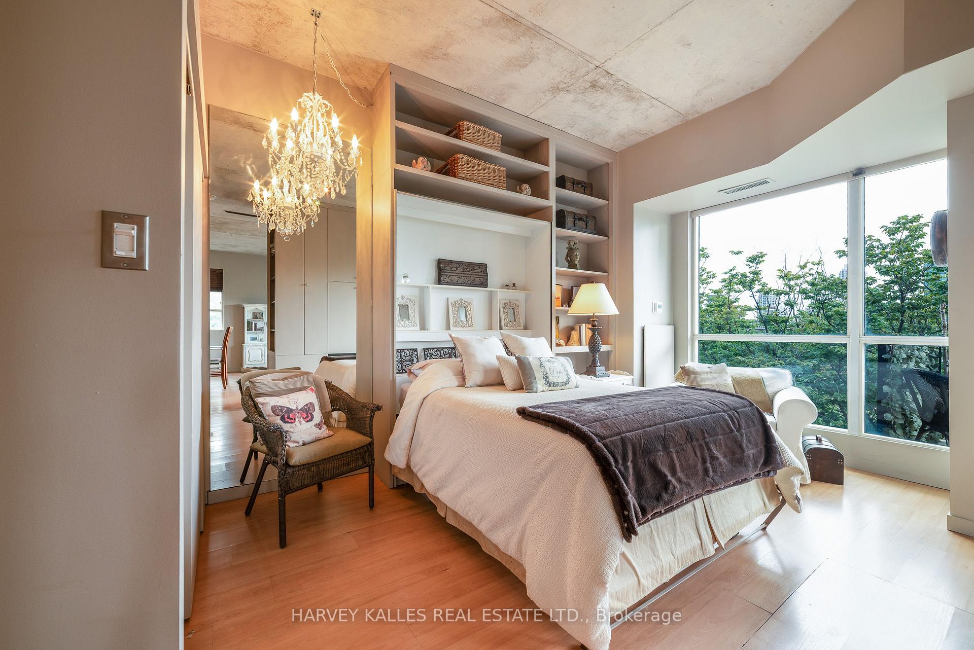 Photo 9 of Unit 405, 833 King Street W, Toronto, Niagara — HOMEH