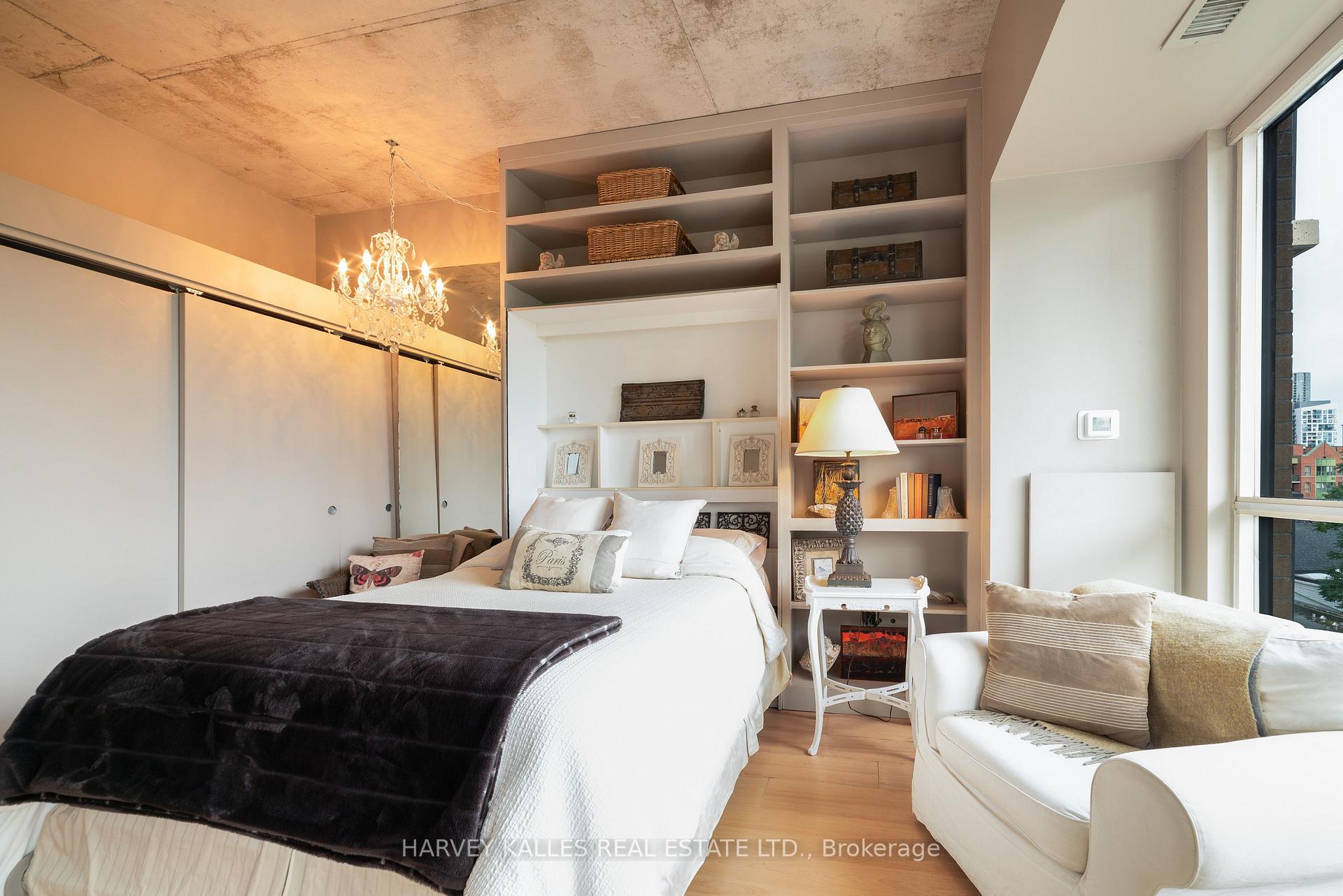 Photo 10 of Unit 405, 833 King Street W, Toronto, Niagara — HOMEH