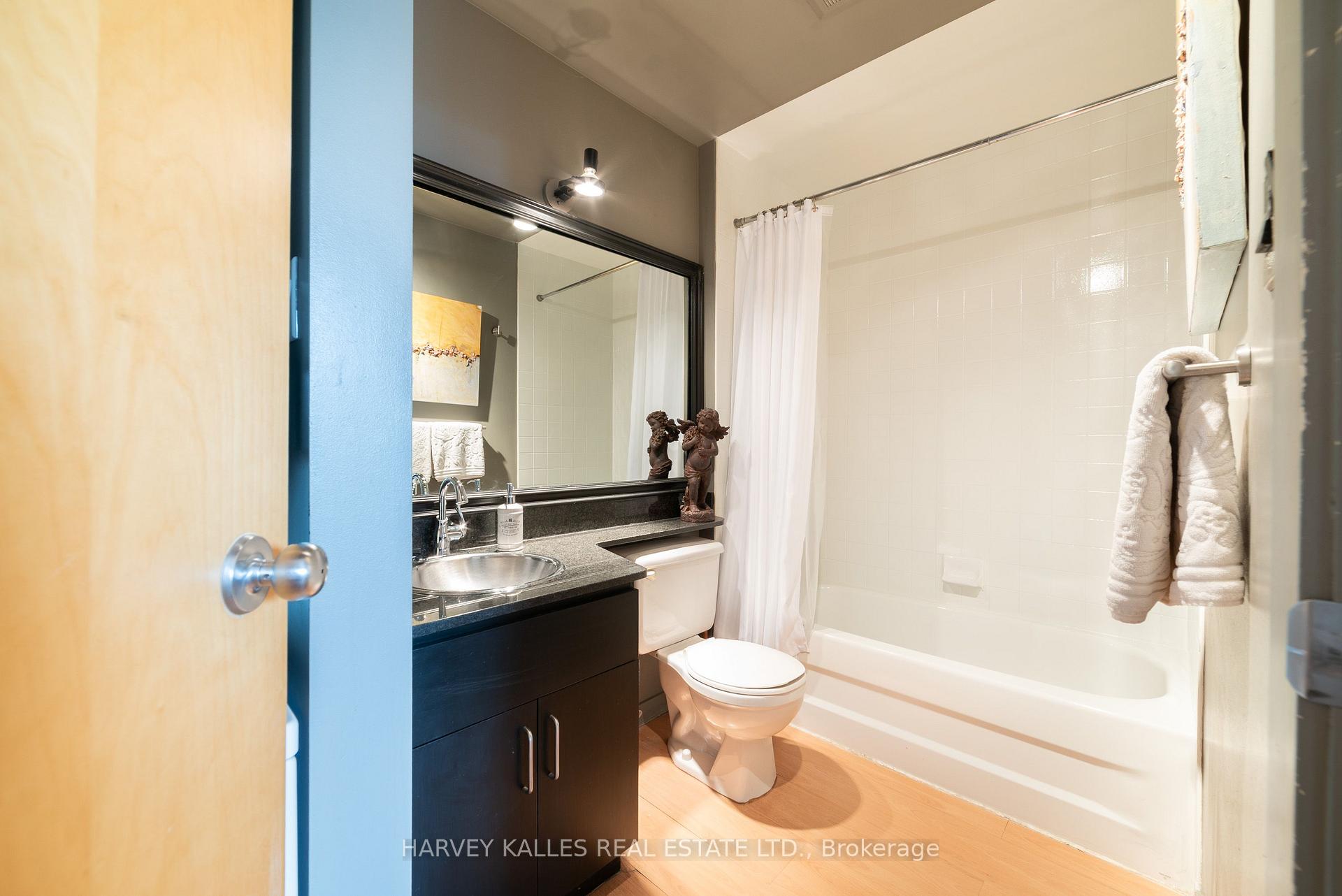 Photo 12 of Unit 405, 833 King Street W, Toronto, Niagara — HOMEH