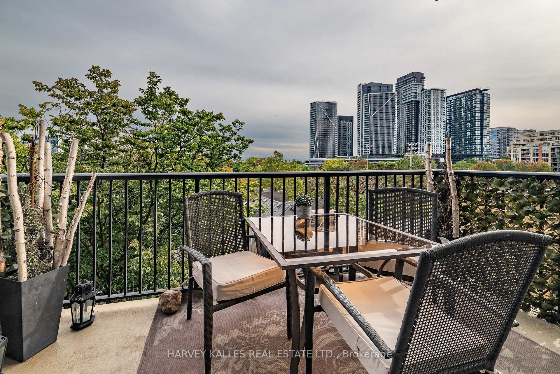 Photo 20 of Unit 405, 833 King Street W, Toronto, Niagara — HOMEH