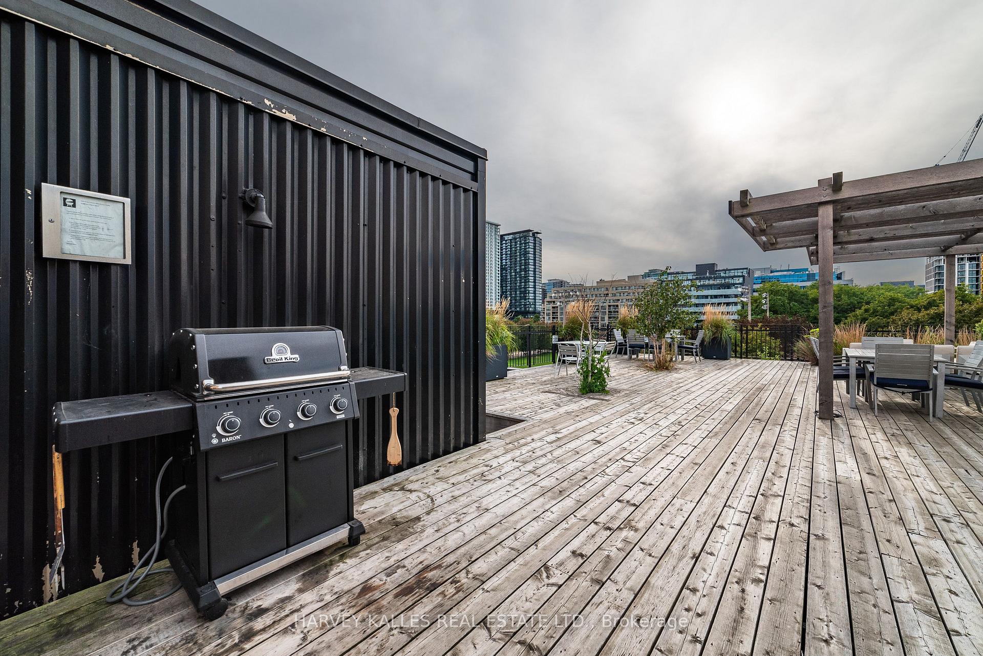Photo 23 of Unit 405, 833 King Street W, Toronto, Niagara — HOMEH