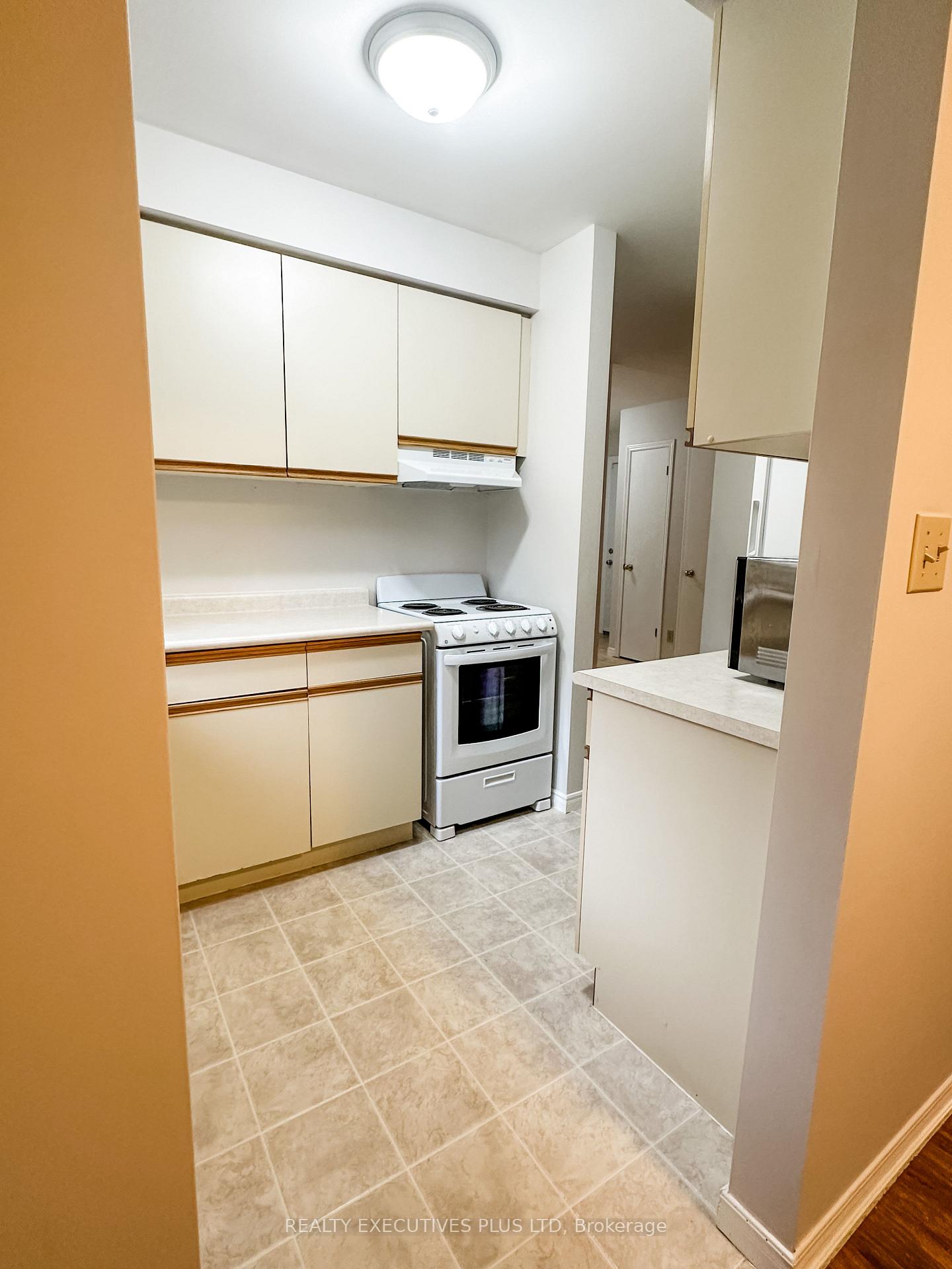 Photo 16 of Unit G3, 50 Third Street, Orangeville — HOMEH