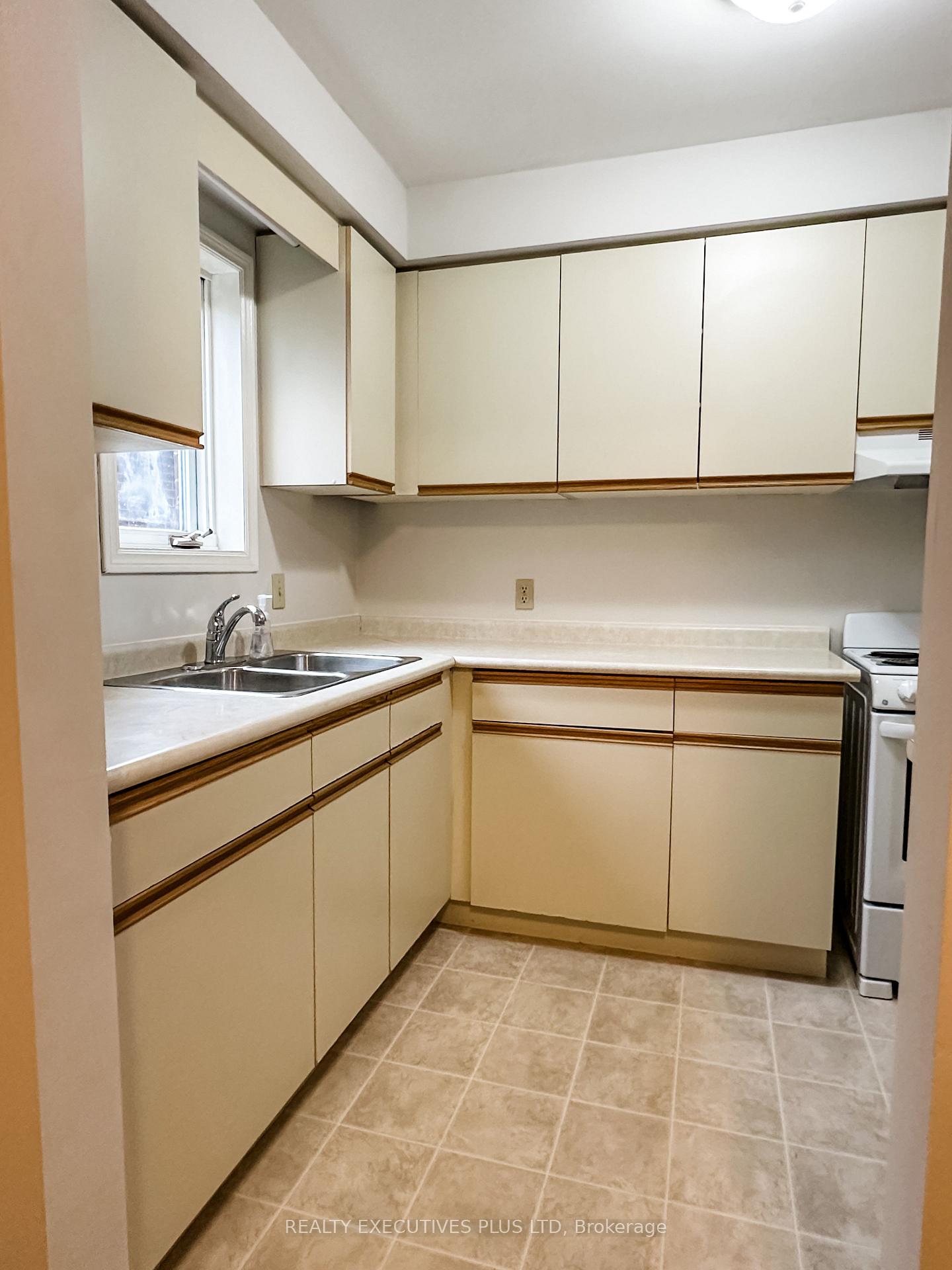 Photo 17 of Unit G3, 50 Third Street, Orangeville — HOMEH