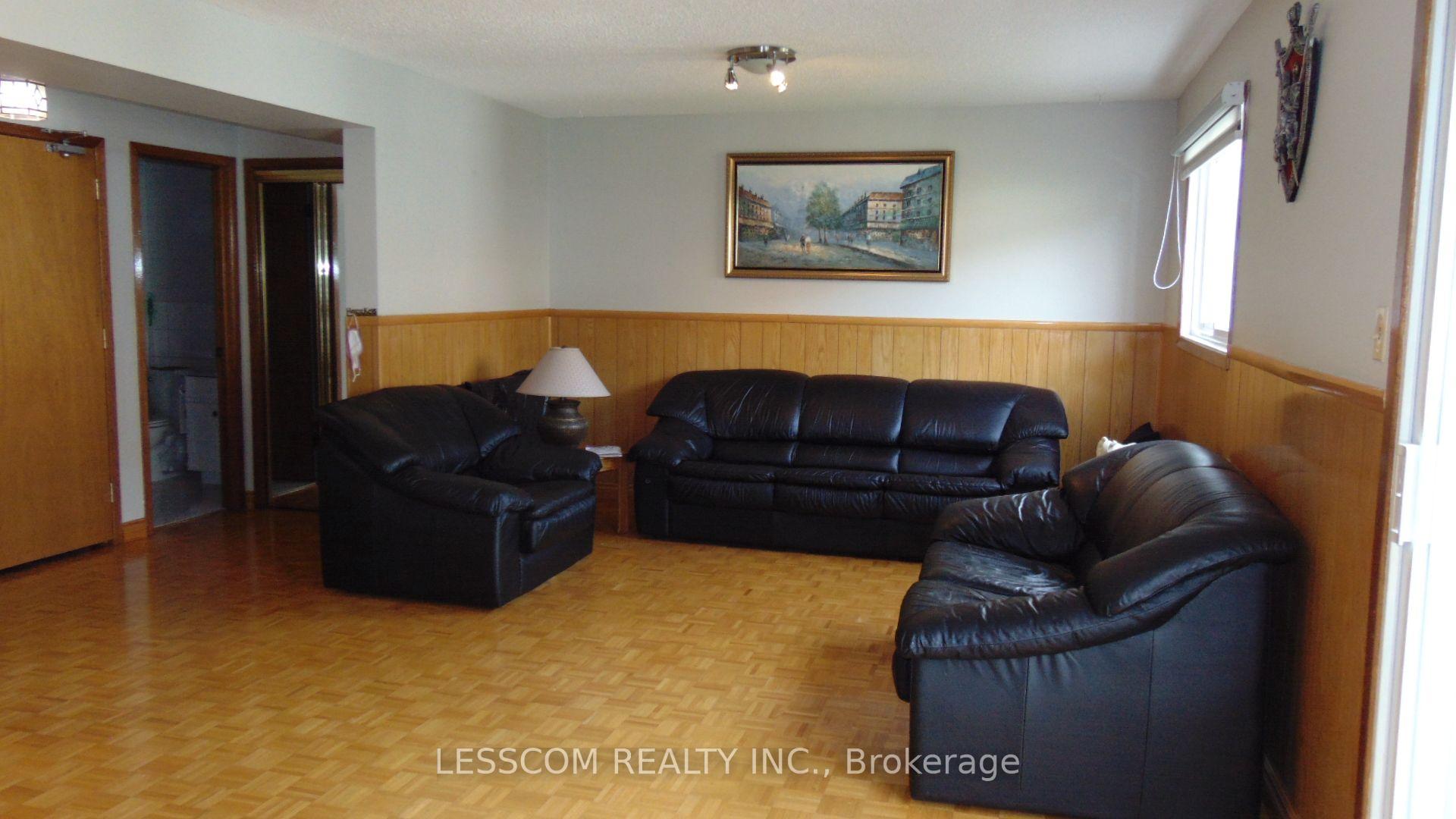 Photo 19 of 335 Royal Salisbury Way, Brampton, Madoc — HOMEH