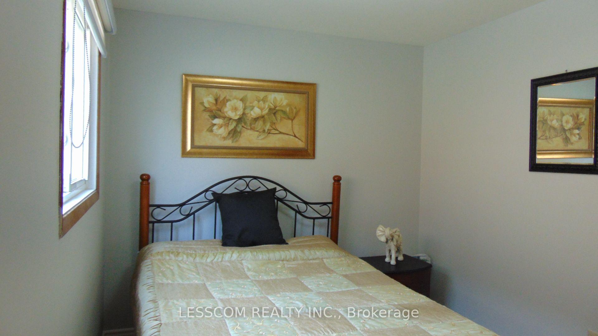 Photo 23 of 335 Royal Salisbury Way, Brampton, Madoc — HOMEH