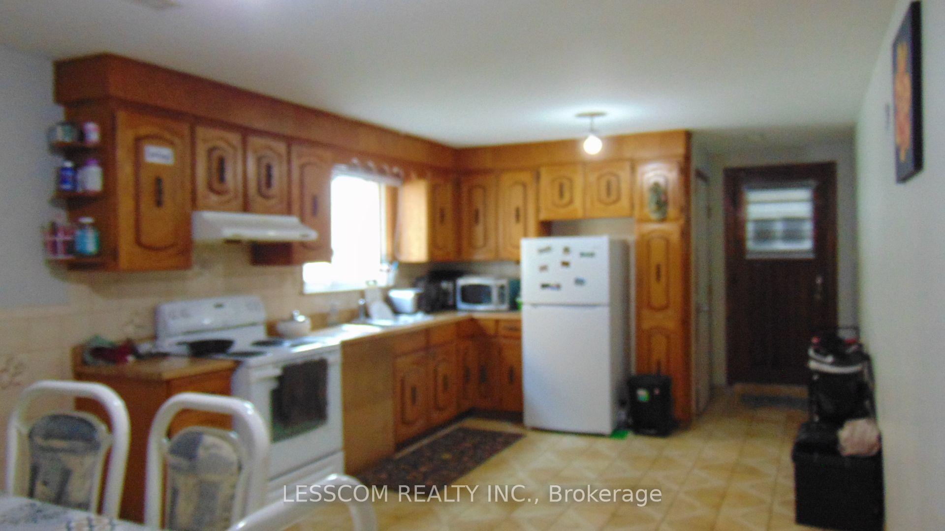 Photo 25 of 335 Royal Salisbury Way, Brampton, Madoc — HOMEH