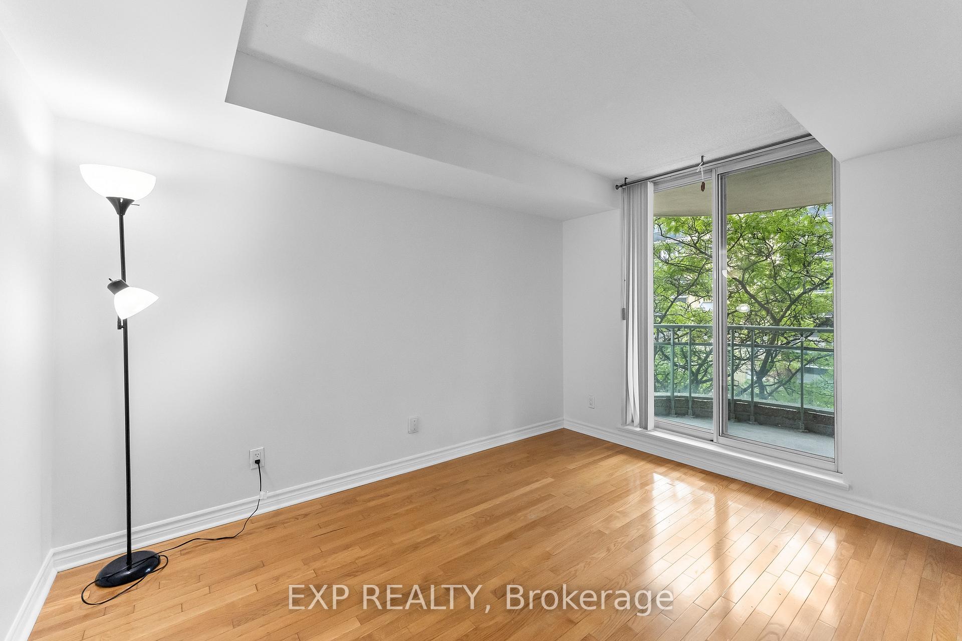 Photo 12 of Unit 308, 398 Eglinton Avenue E, Toronto, Mount Pleasant East — HOMEH