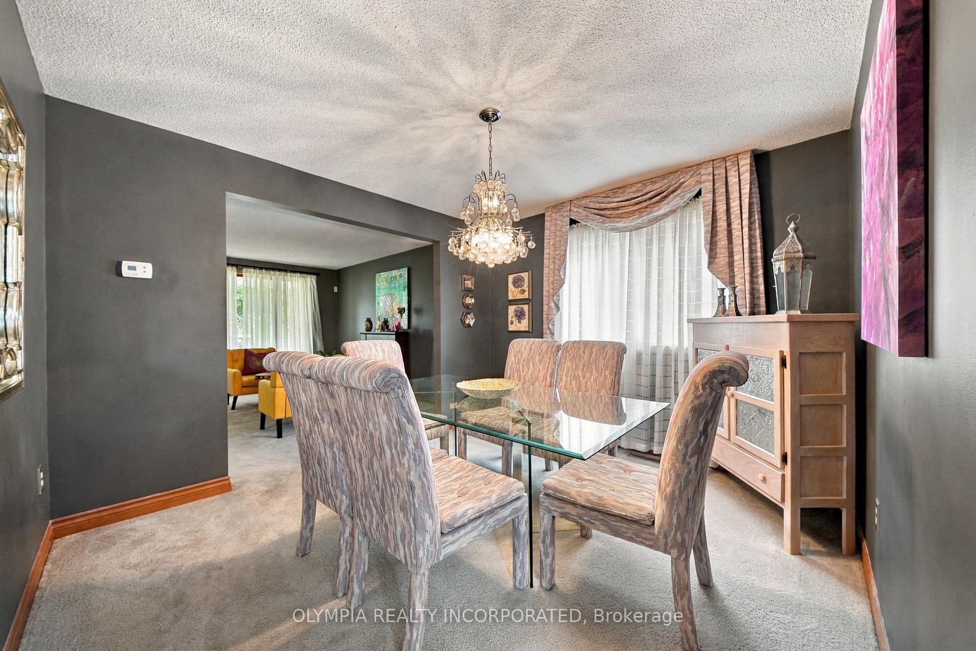 Photo 14 of 7100 Harovics Lane, Niagara Falls, Arad/Fallsview — HOMEH