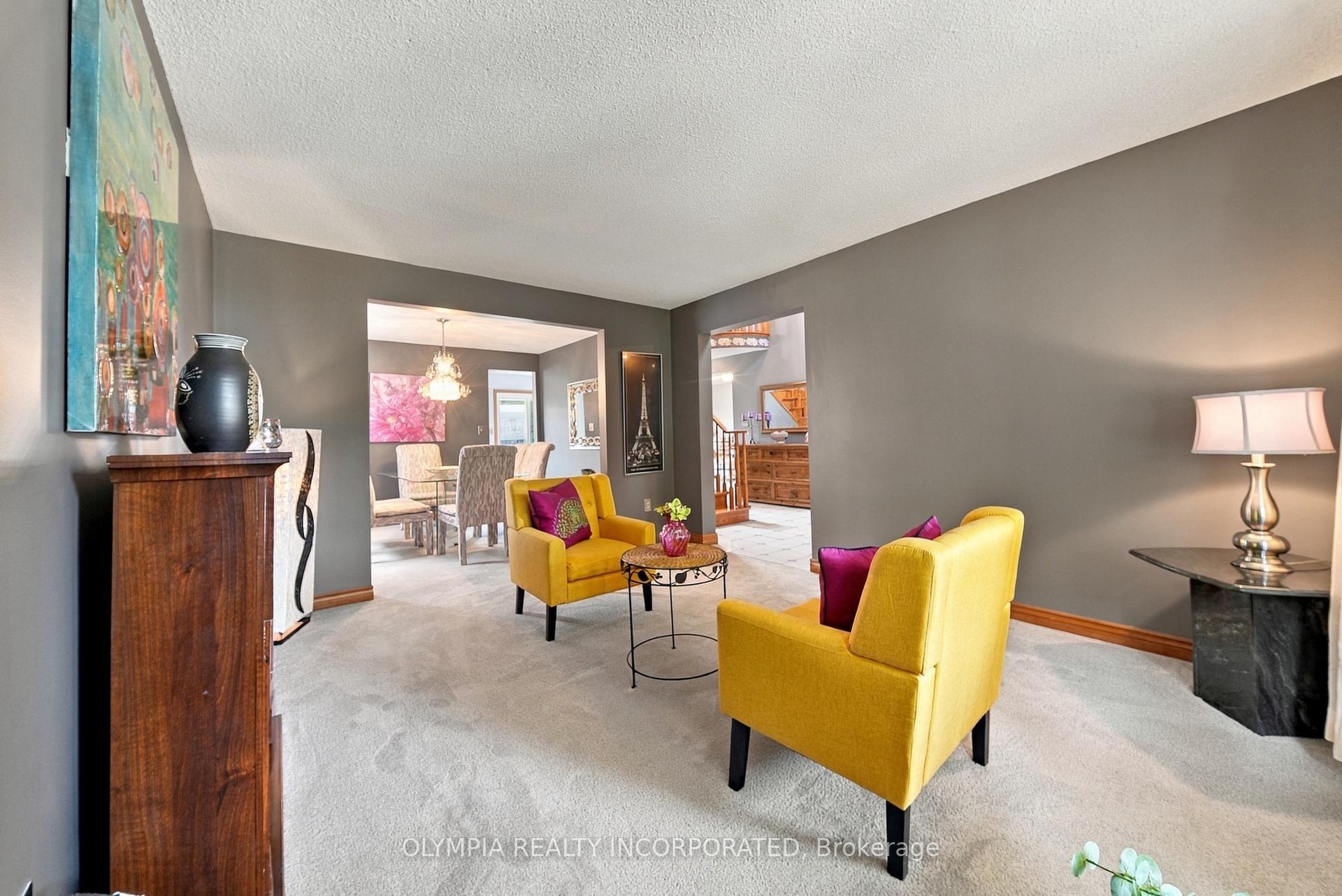 Photo 15 of 7100 Harovics Lane, Niagara Falls, Arad/Fallsview — HOMEH