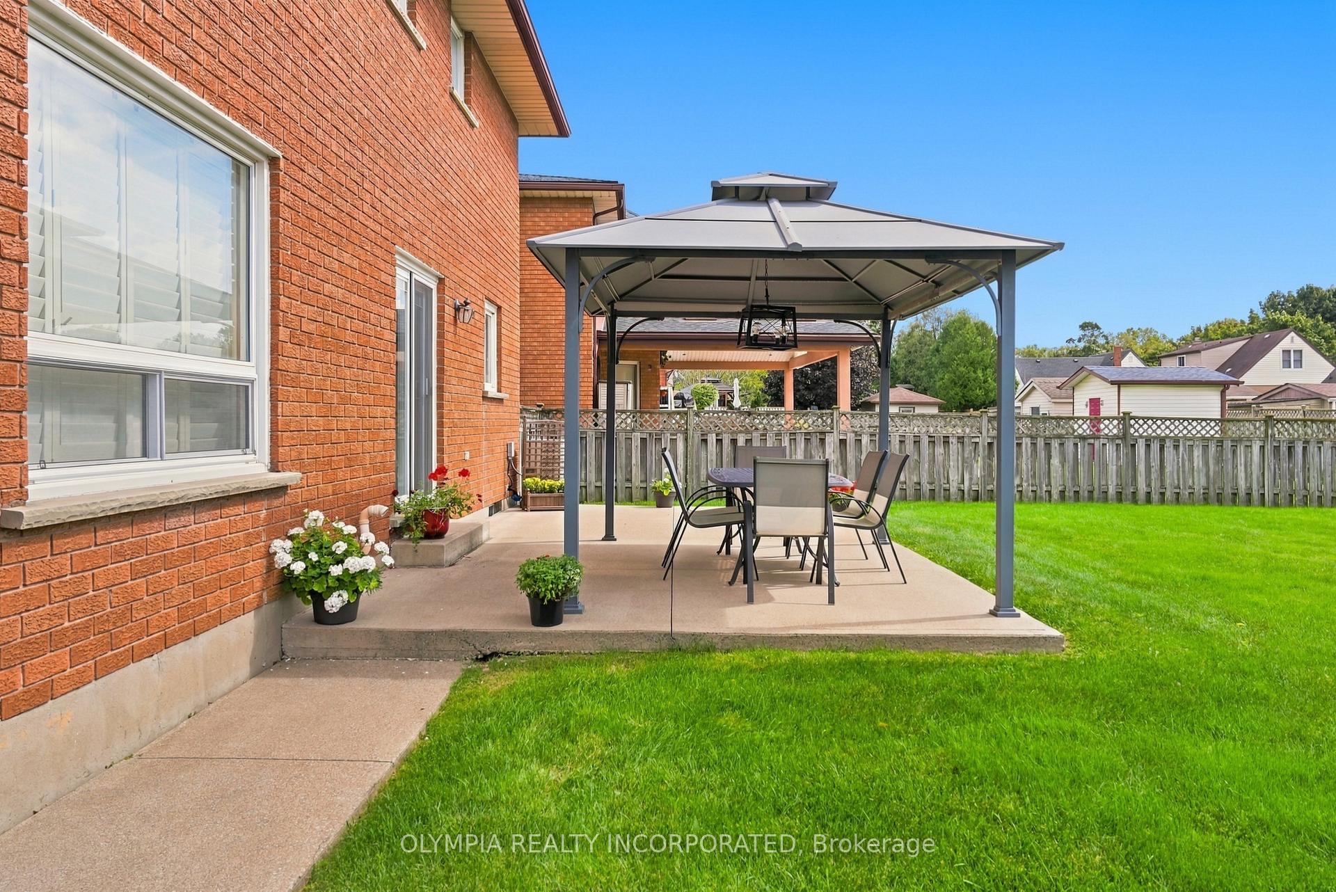 Photo 19 of 7100 Harovics Lane, Niagara Falls, Arad/Fallsview — HOMEH