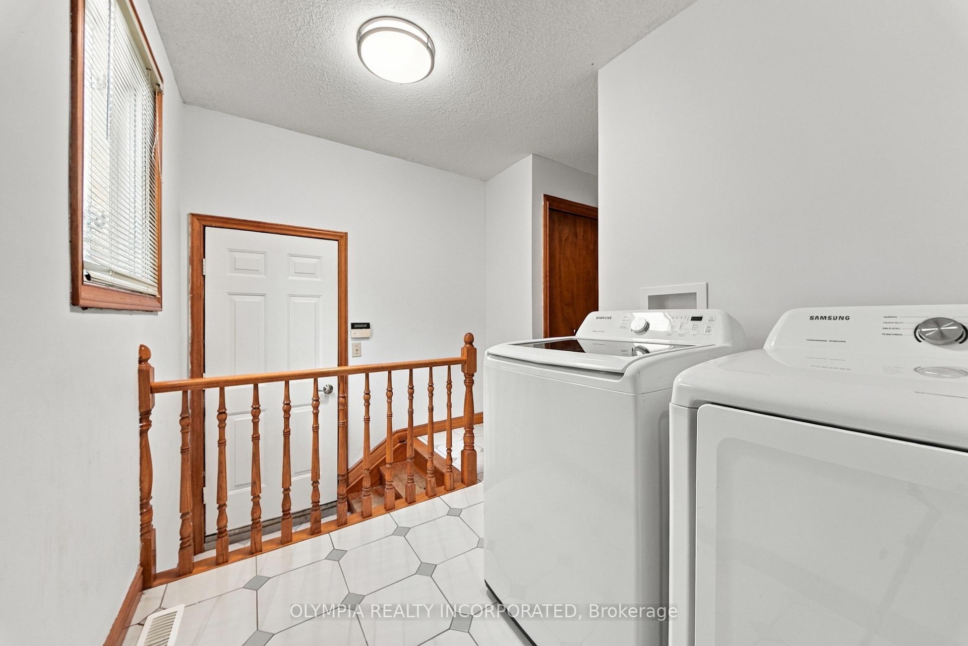Photo 33 of 7100 Harovics Lane, Niagara Falls, Arad/Fallsview — HOMEH