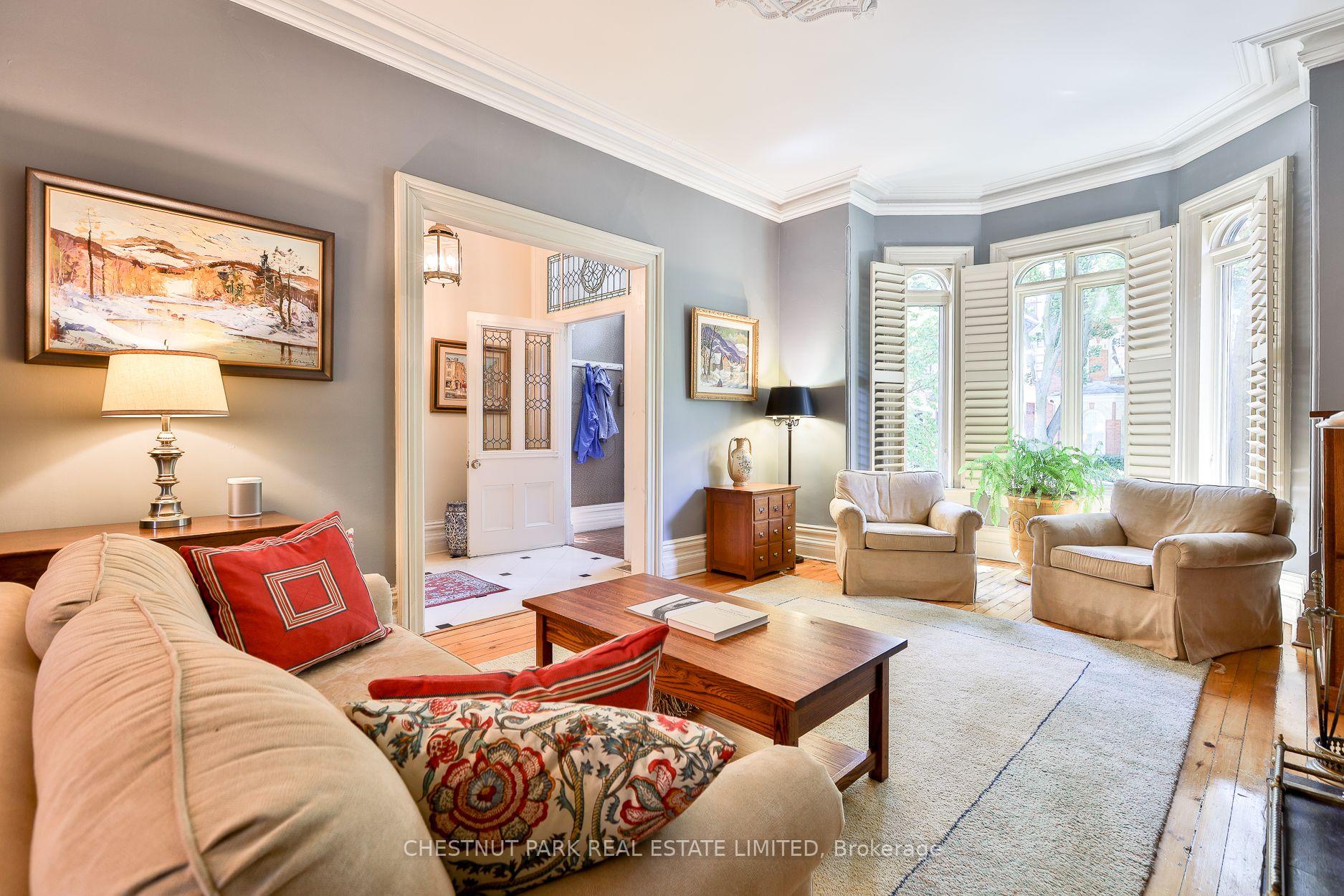 Photo 10 of 30 Elgin Avenue, Toronto, The Annex — HOMEH