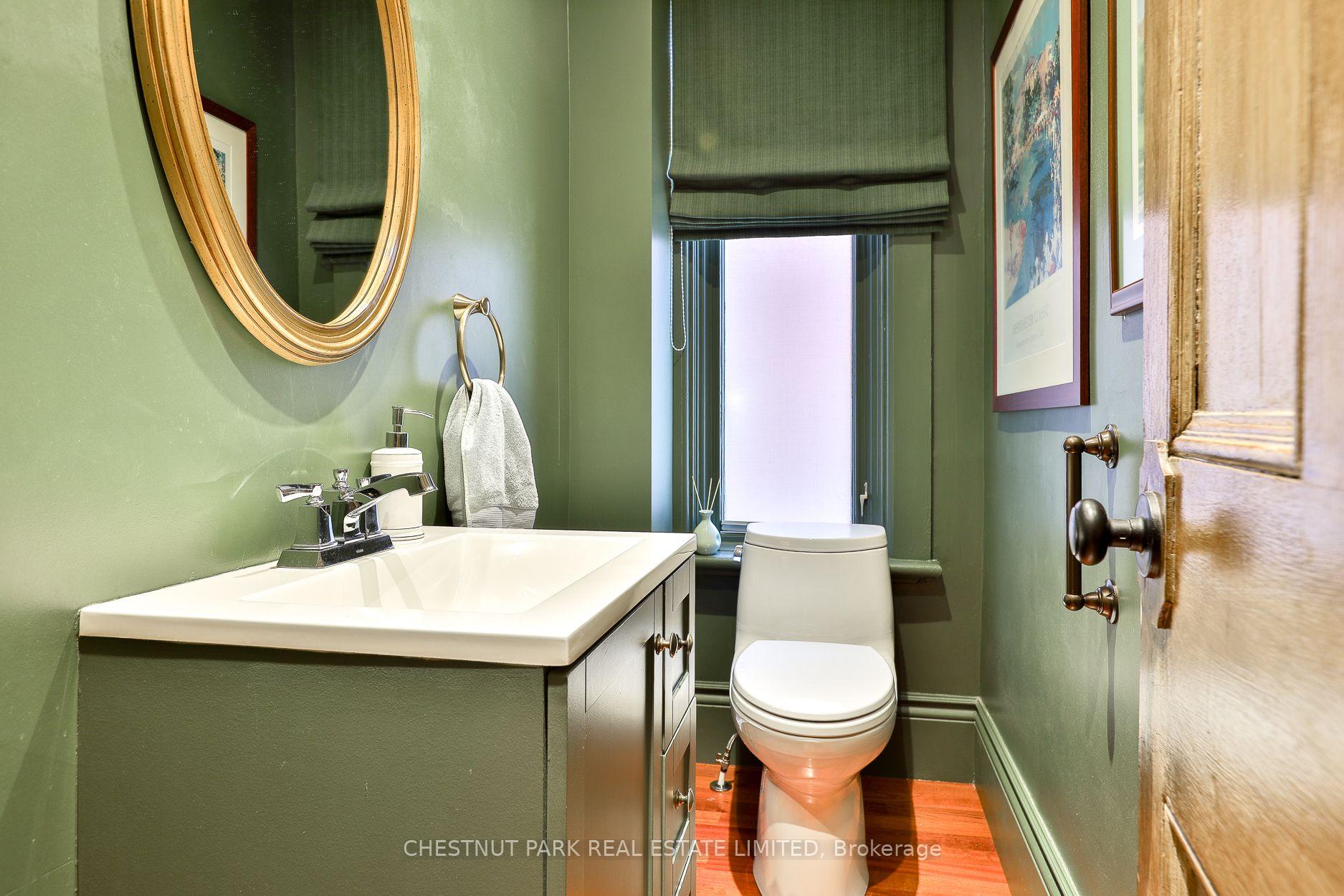Photo 15 of 30 Elgin Avenue, Toronto, The Annex — HOMEH