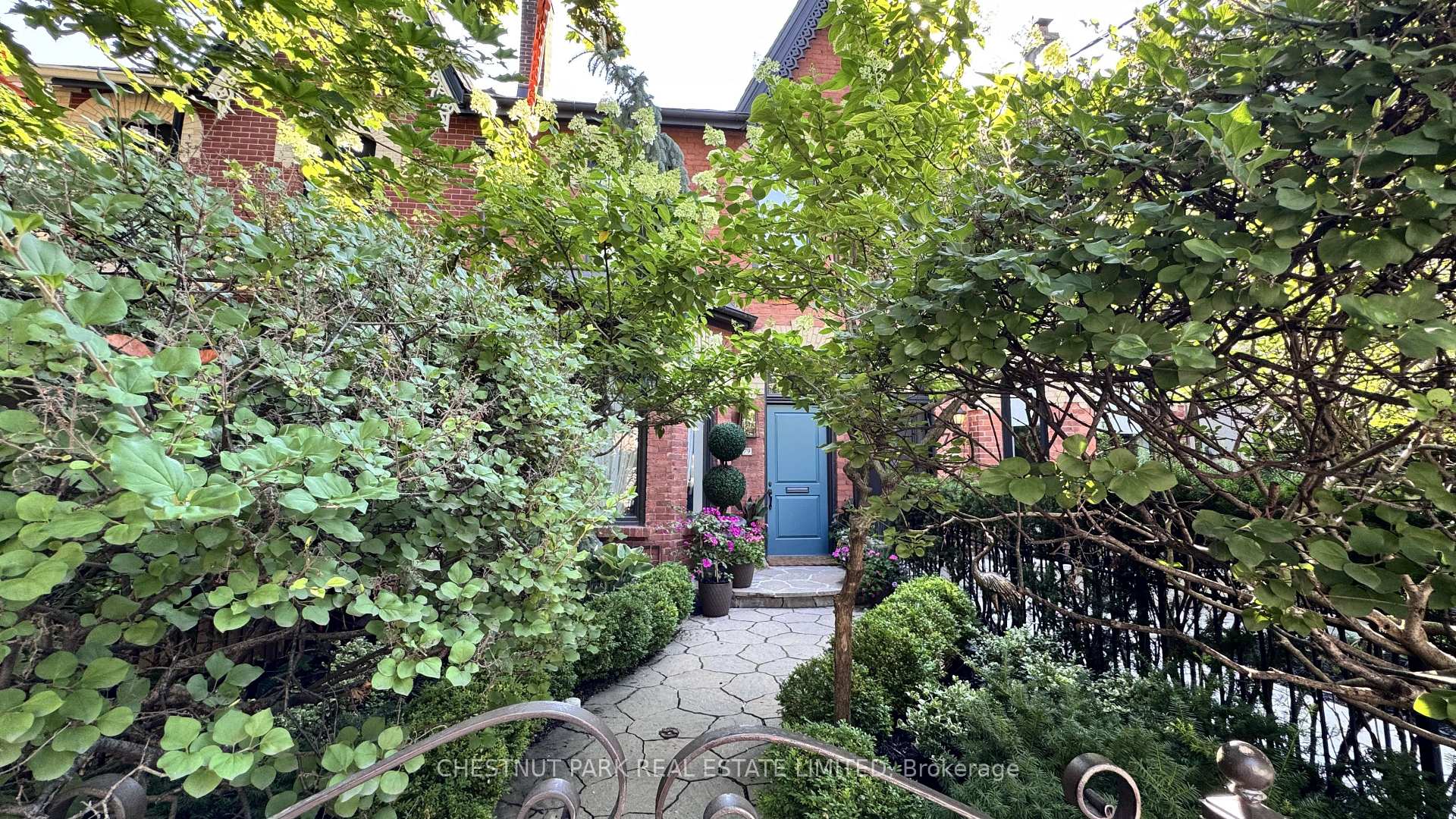 Photo 4 of 79 Hazelton Avenue, Toronto, The Annex — HOMEH