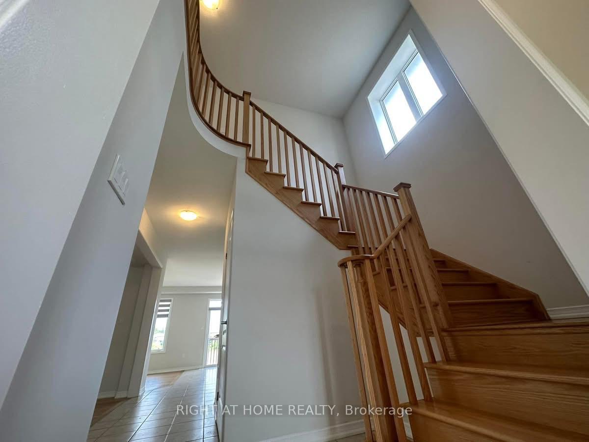Photo 5 of 61 Anderson Road, Brantford, Empire South — HOMEH
