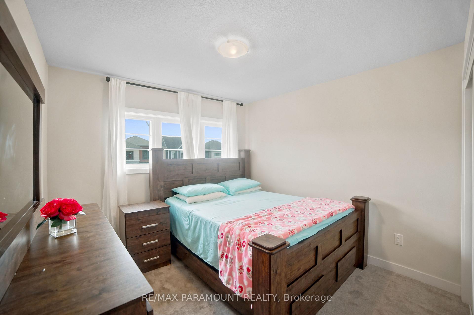 Photo 19 of 110 Sunflower Crescent, Thorold, Hurricane/Merrittville — HOMEH