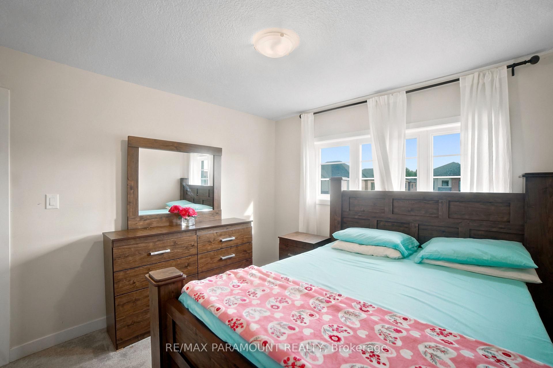 Photo 20 of 110 Sunflower Crescent, Thorold, Hurricane/Merrittville — HOMEH
