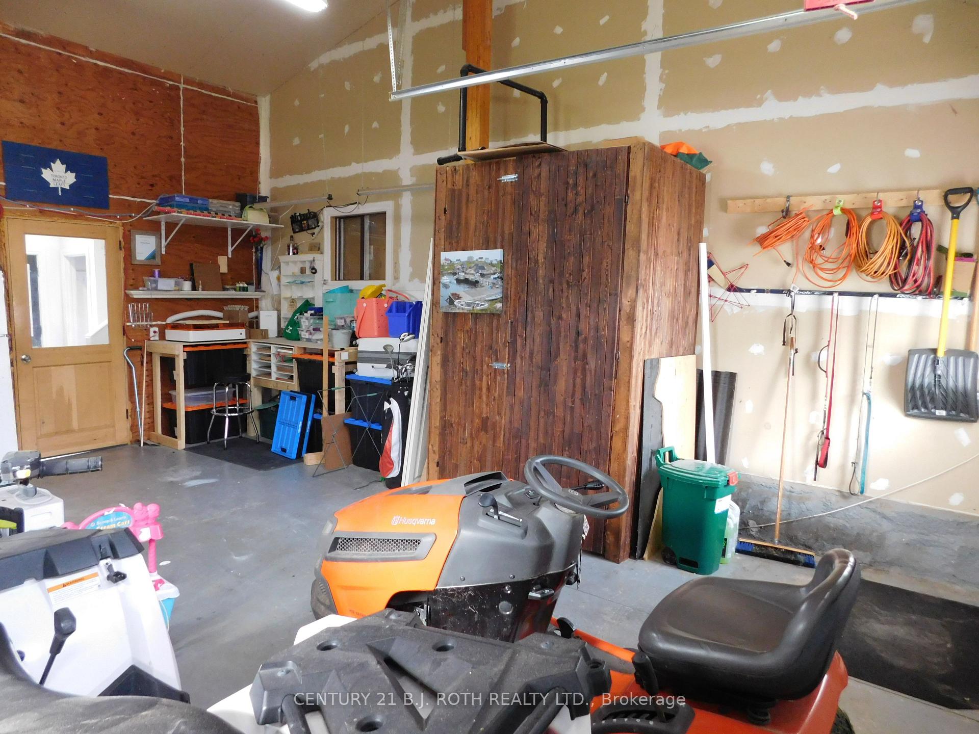 Photo 7 of 402 West Street, Tay, Victoria Harbour — HOMEH