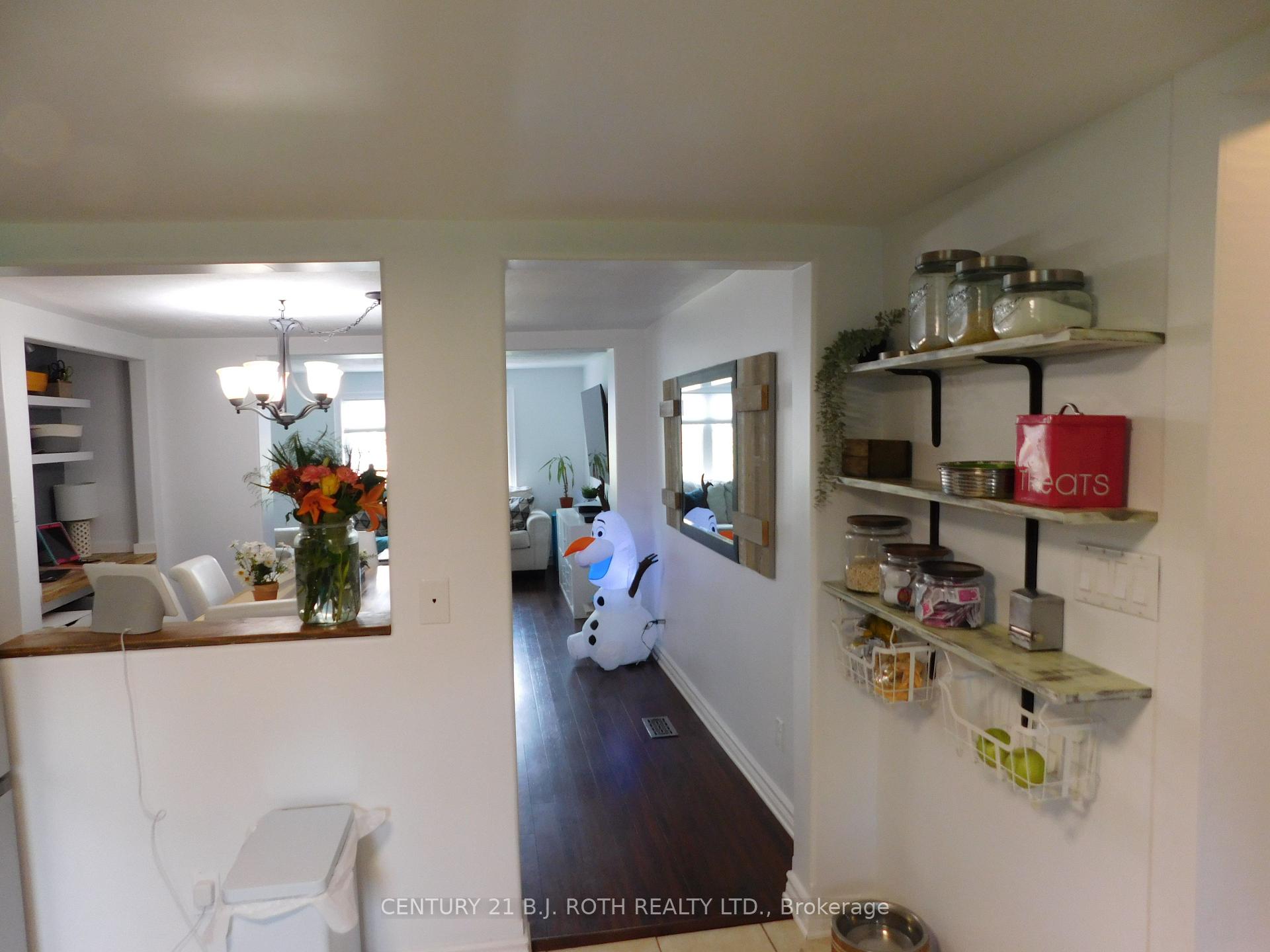 Photo 19 of 402 West Street, Tay, Victoria Harbour — HOMEH