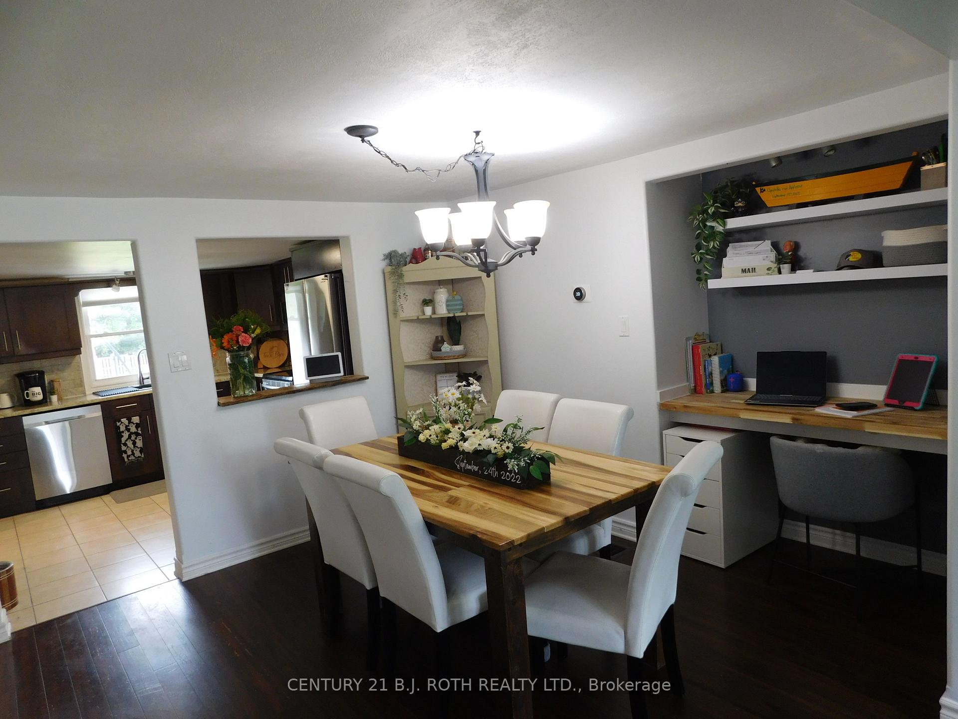 Photo 22 of 402 West Street, Tay, Victoria Harbour — HOMEH