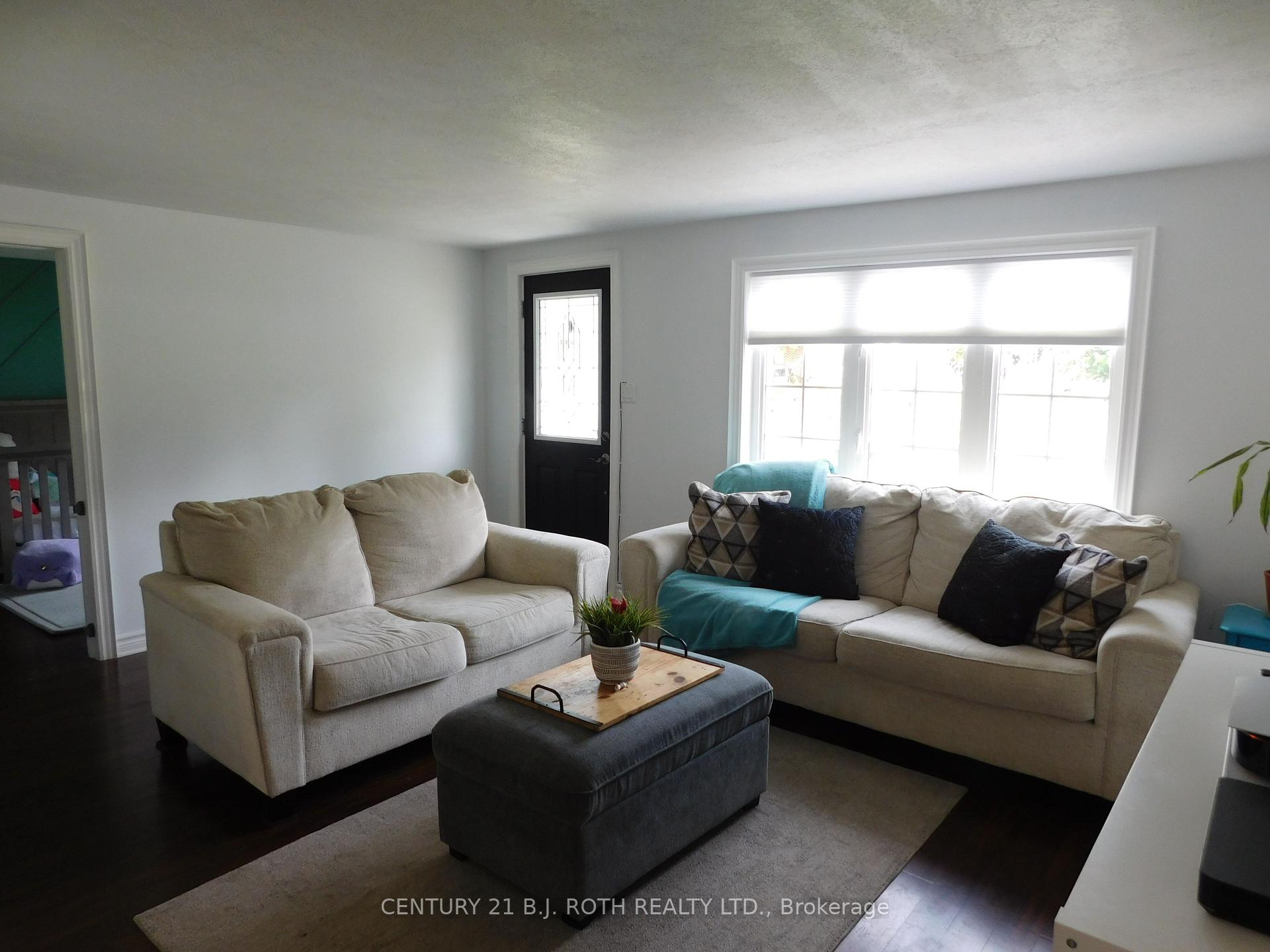 Photo 24 of 402 West Street, Tay, Victoria Harbour — HOMEH