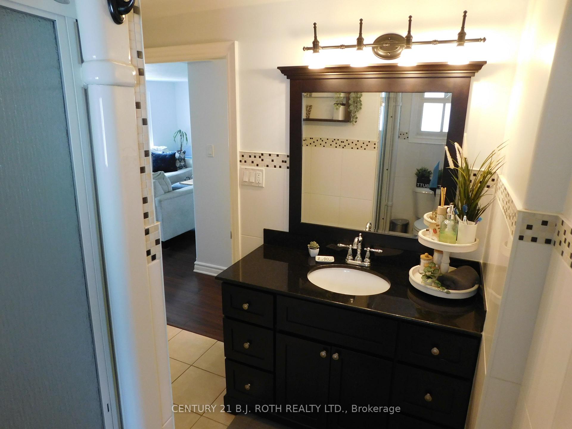 Photo 30 of 402 West Street, Tay, Victoria Harbour — HOMEH