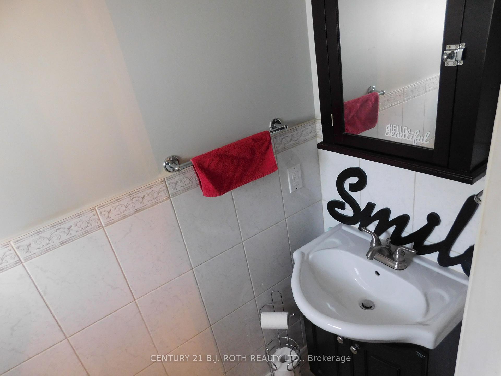 Photo 34 of 402 West Street, Tay, Victoria Harbour — HOMEH