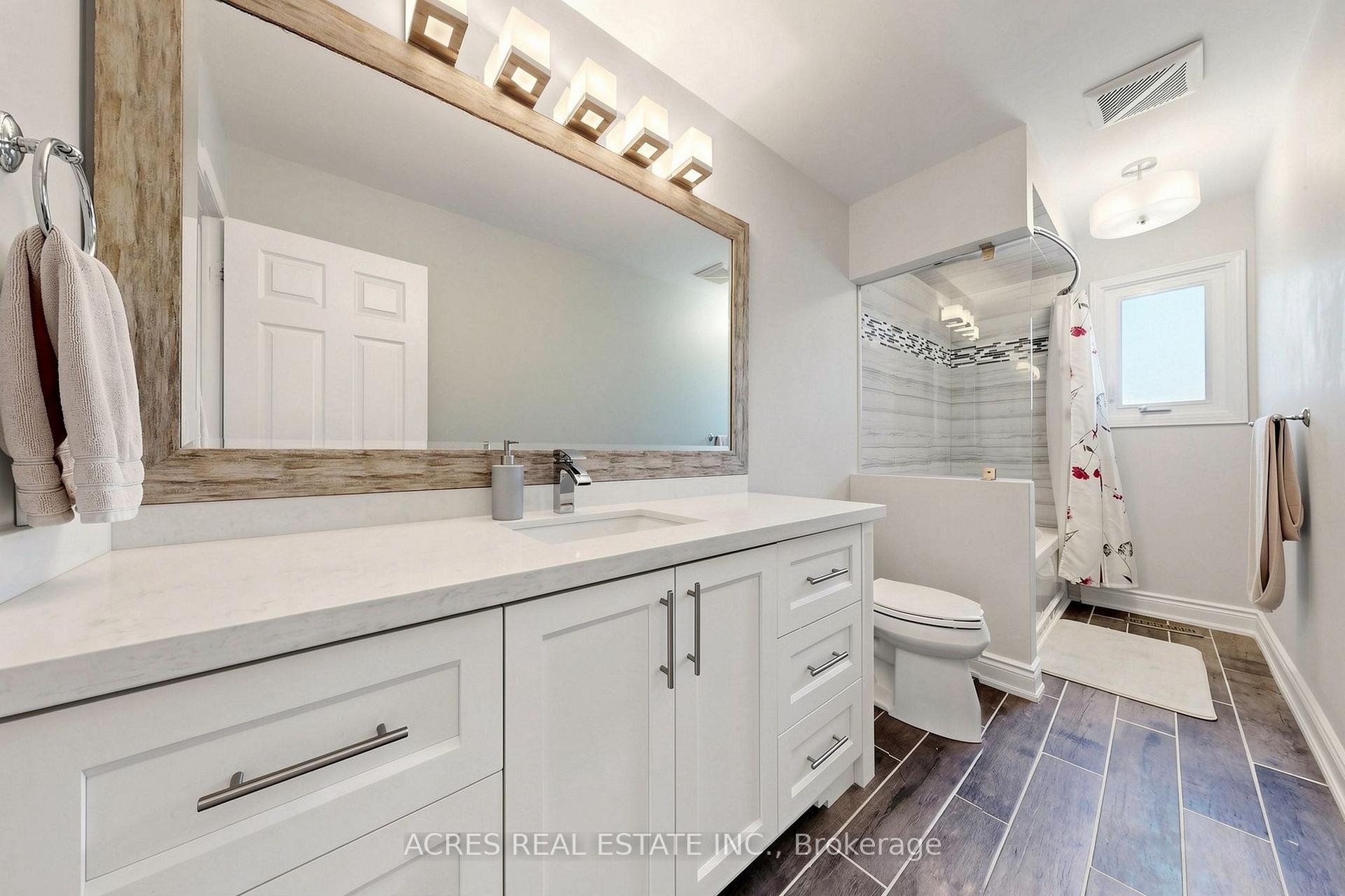 Photo 30 of 30 Casper Crescent, Brampton, Fletcher's Creek South — HOMEH