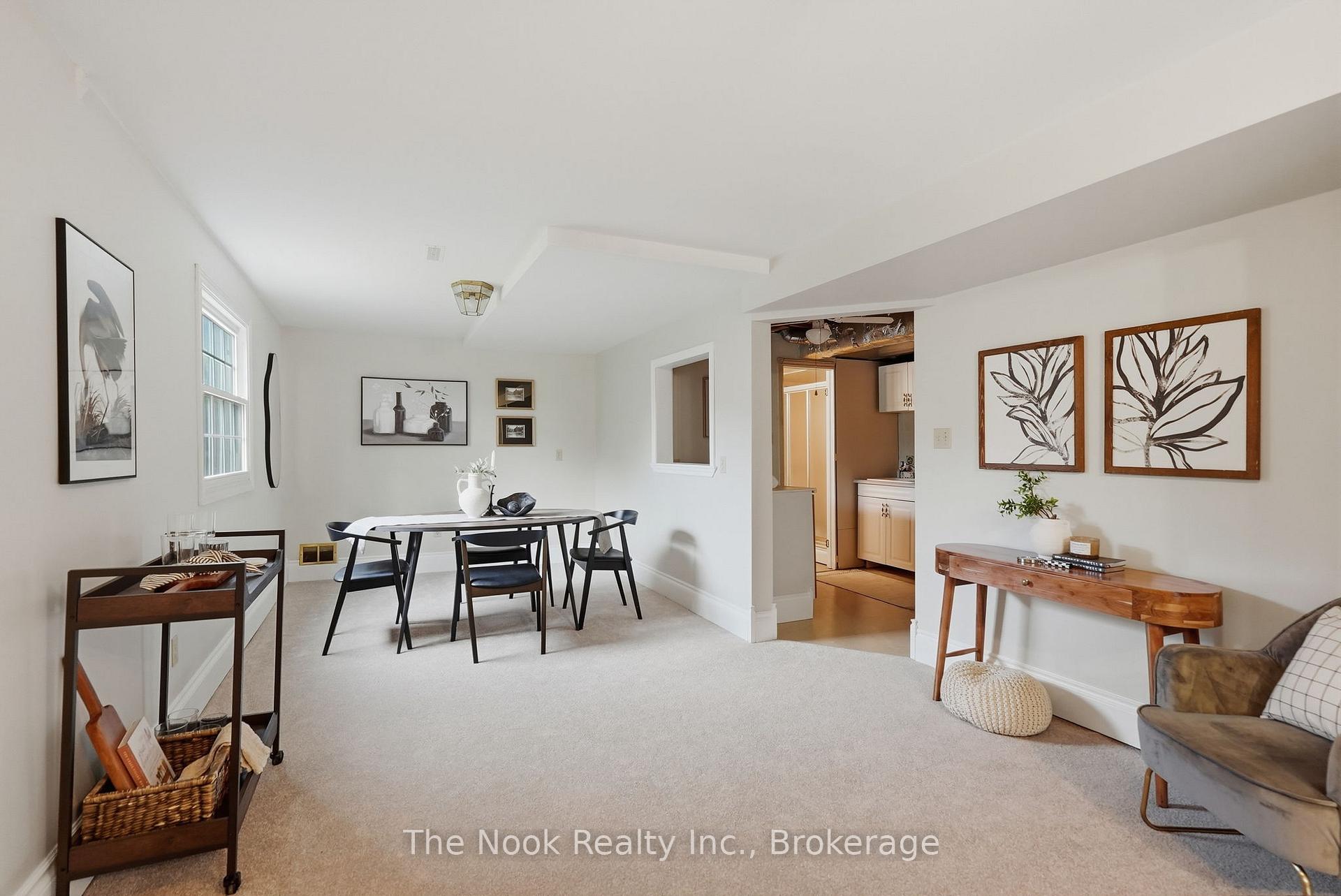 Photo 39 of 45 Bernick Crescent, Whitchurch-Stouffville, Stouffville — HOMEH