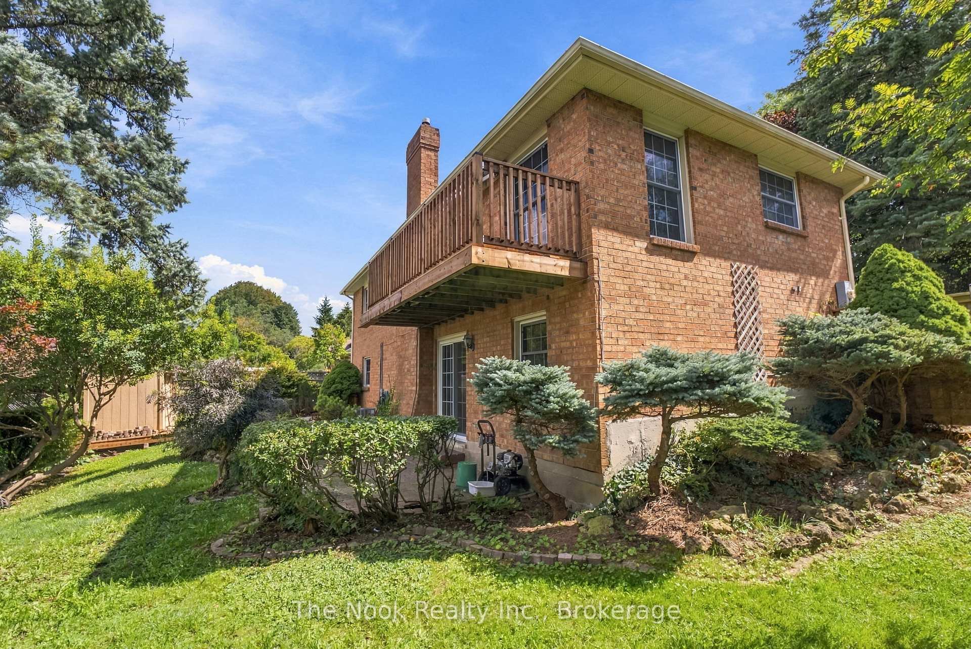 Photo 47 of 45 Bernick Crescent, Whitchurch-Stouffville, Stouffville — HOMEH