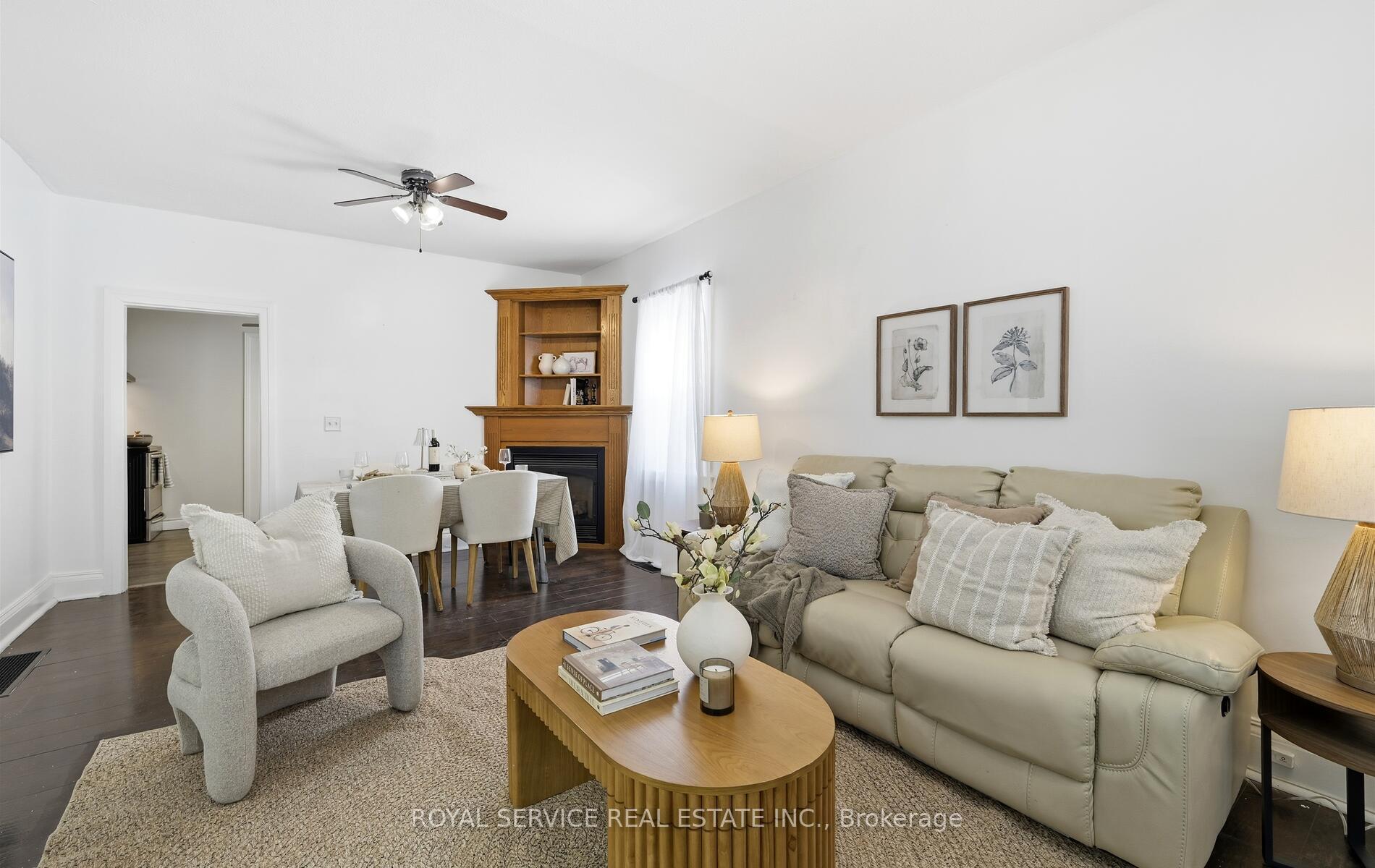 Photo 8 of 14 Liberty Place, Clarington, Bowmanville — HOMEH