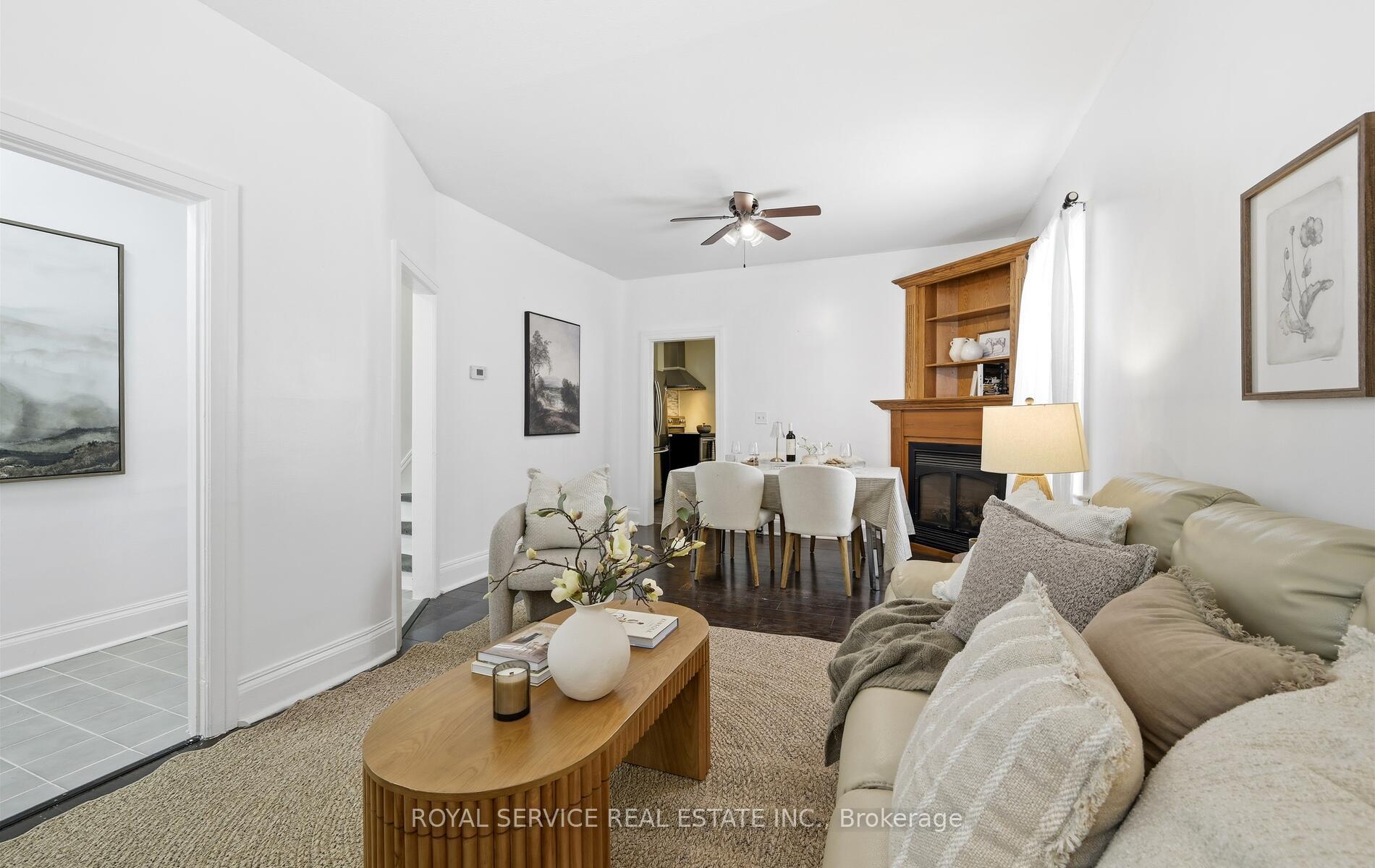 Photo 9 of 14 Liberty Place, Clarington, Bowmanville — HOMEH
