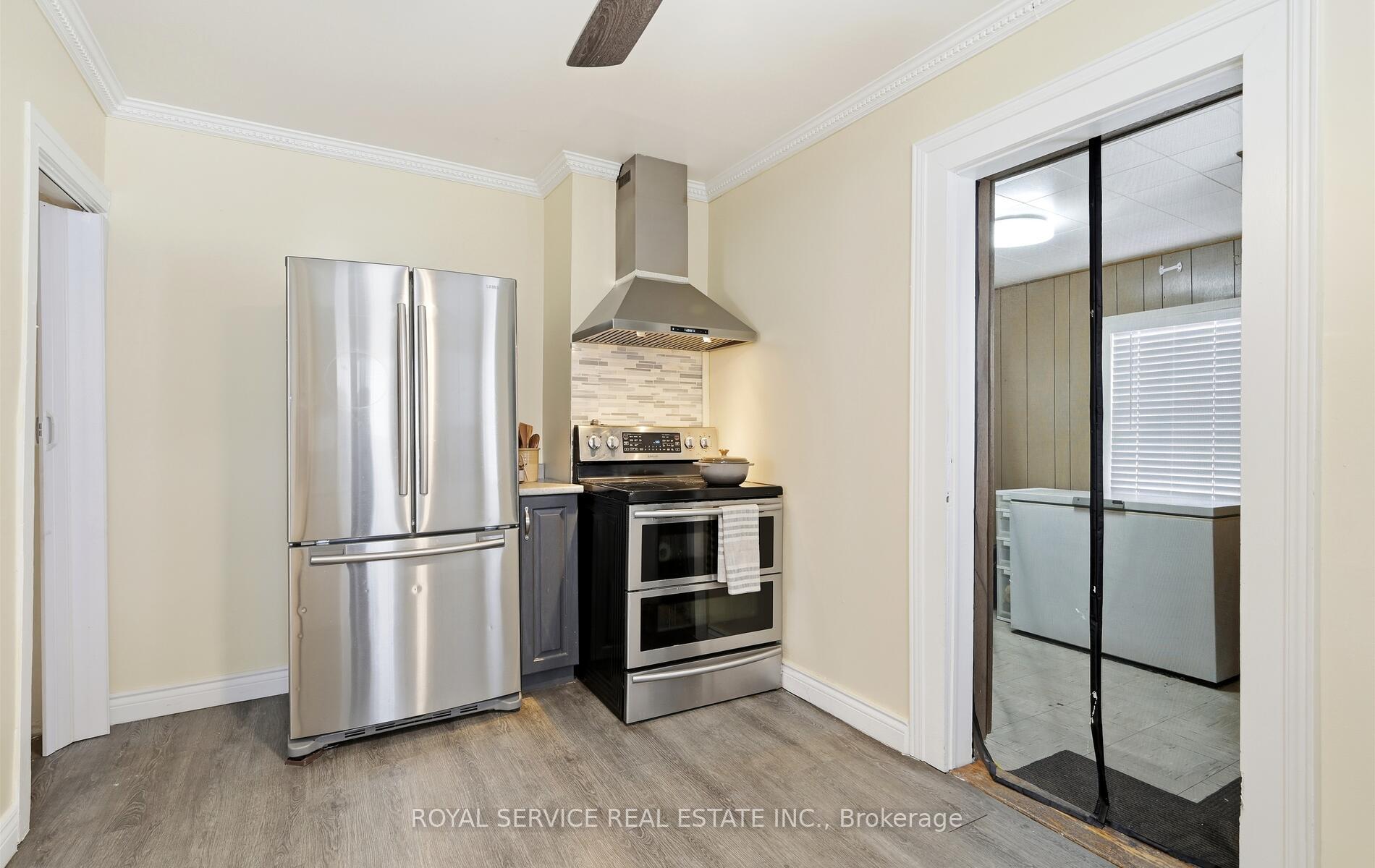 Photo 13 of 14 Liberty Place, Clarington, Bowmanville — HOMEH