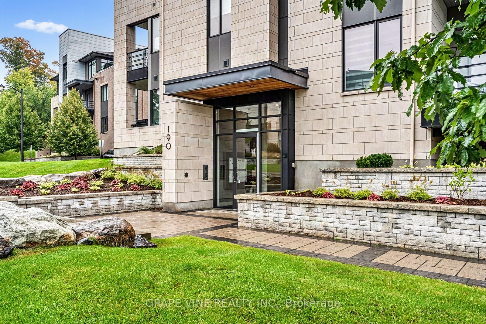 Photo 2 of Unit 105, 190 Boundstone Way, Ottawa, Kanata - Kanata Lakes/Heritage Hills — HOMEH
