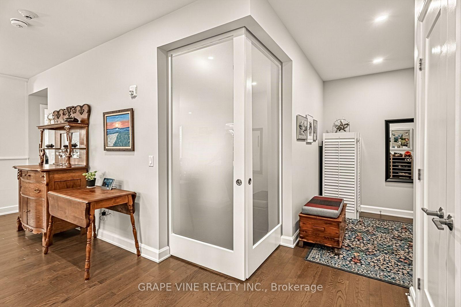 Photo 6 of Unit 105, 190 Boundstone Way, Ottawa, Kanata - Kanata Lakes/Heritage Hills — HOMEH