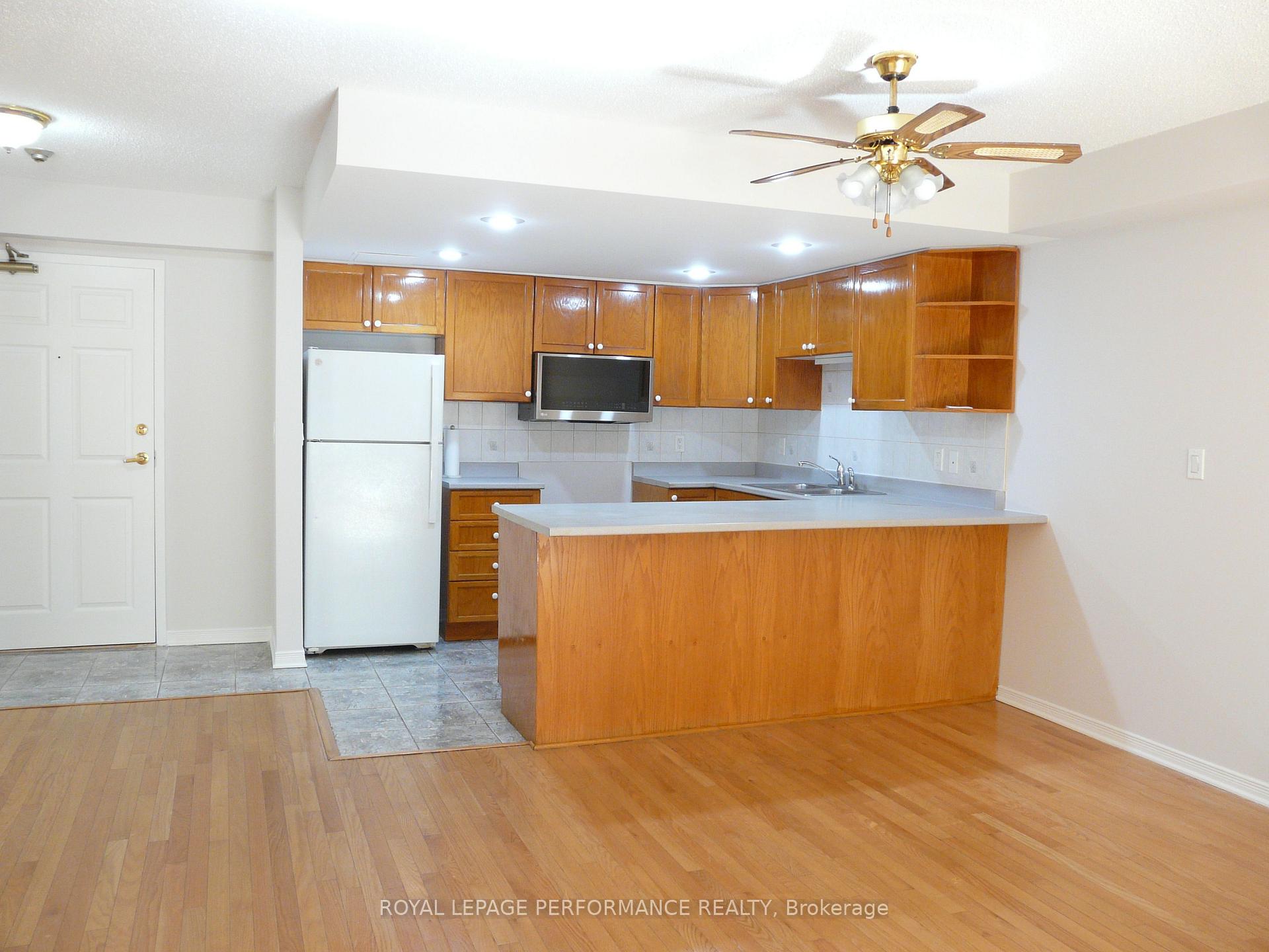 Photo 9 of Unit 108, 320 Centrum Boulevard, Ottawa, Bilberry Creek/Queenswood Heights — HOMEH