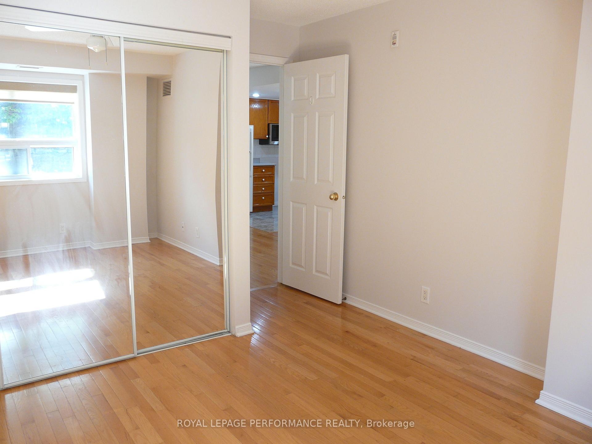 Photo 16 of Unit 108, 320 Centrum Boulevard, Ottawa, Bilberry Creek/Queenswood Heights — HOMEH
